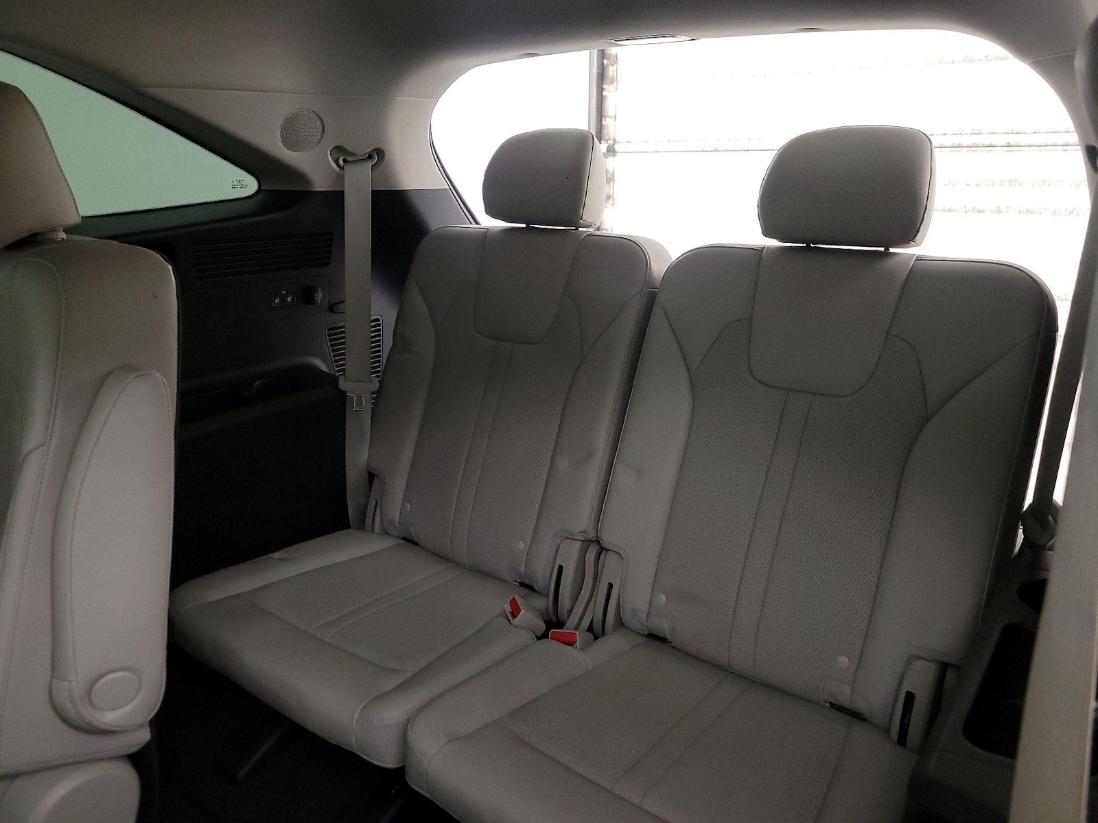 2022 Kia Sorento SX - Photo 23