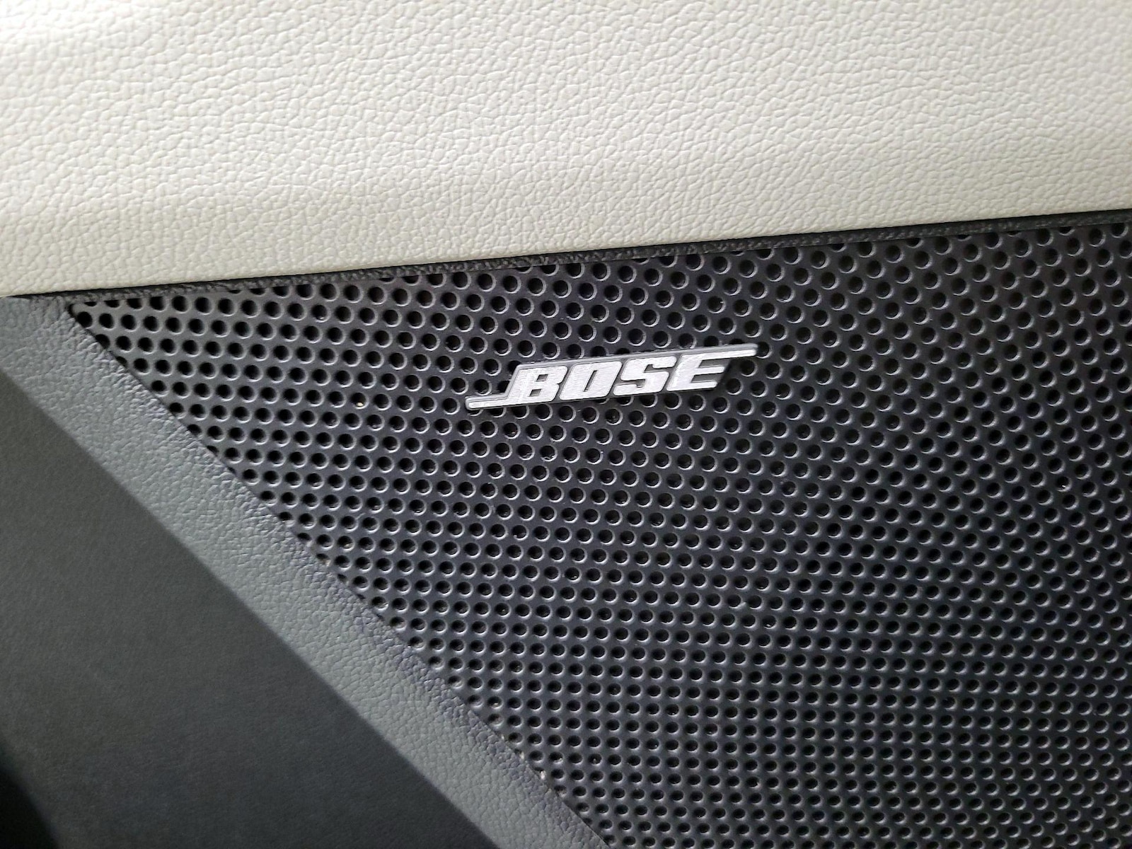 2022 Kia Sorento SX - Photo 27