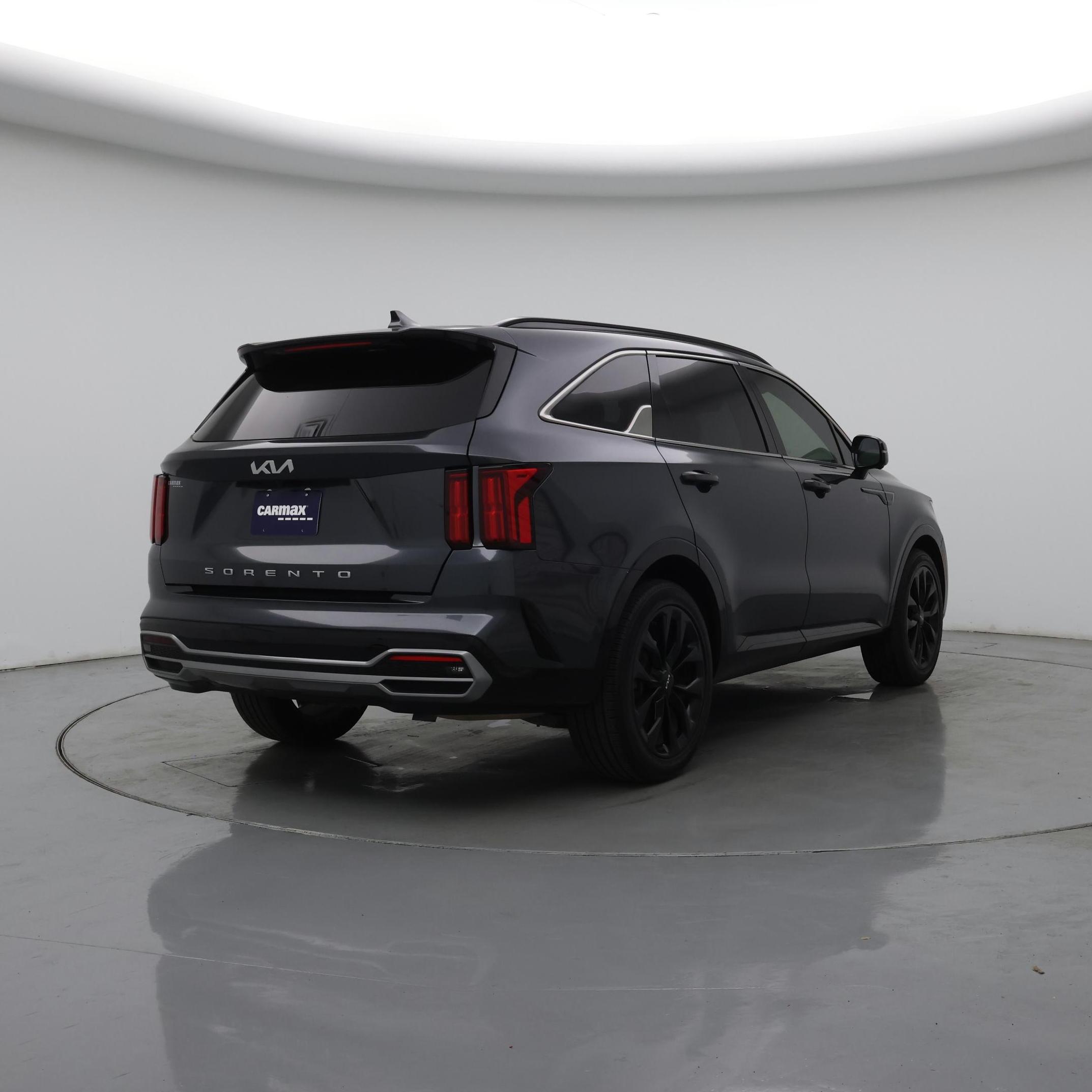 Thumbnail: 2022 Kia Sorento - 8