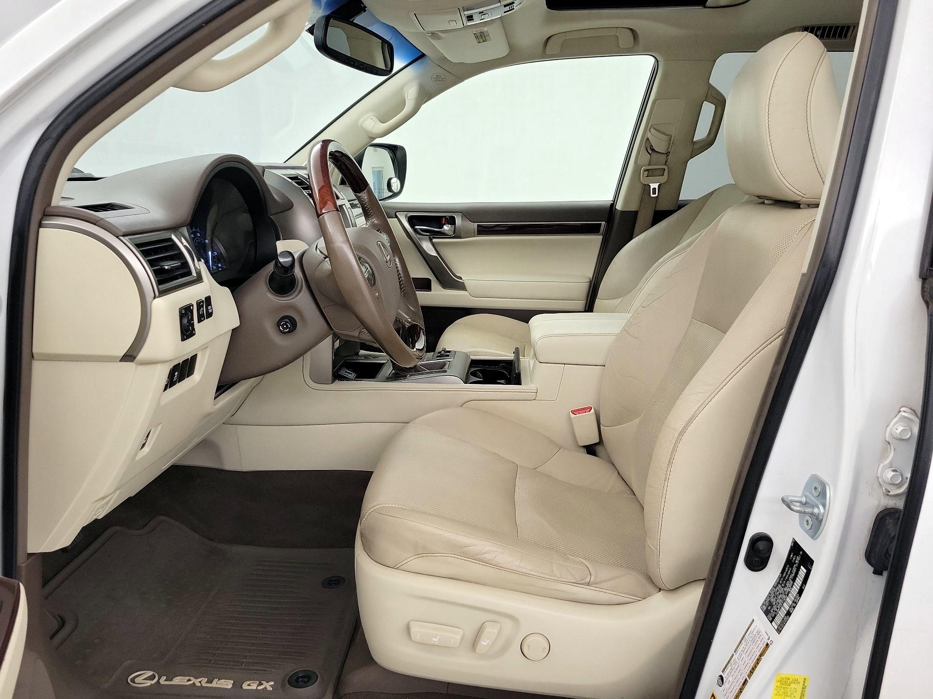 Thumbnail: 2015 Lexus GX - 11