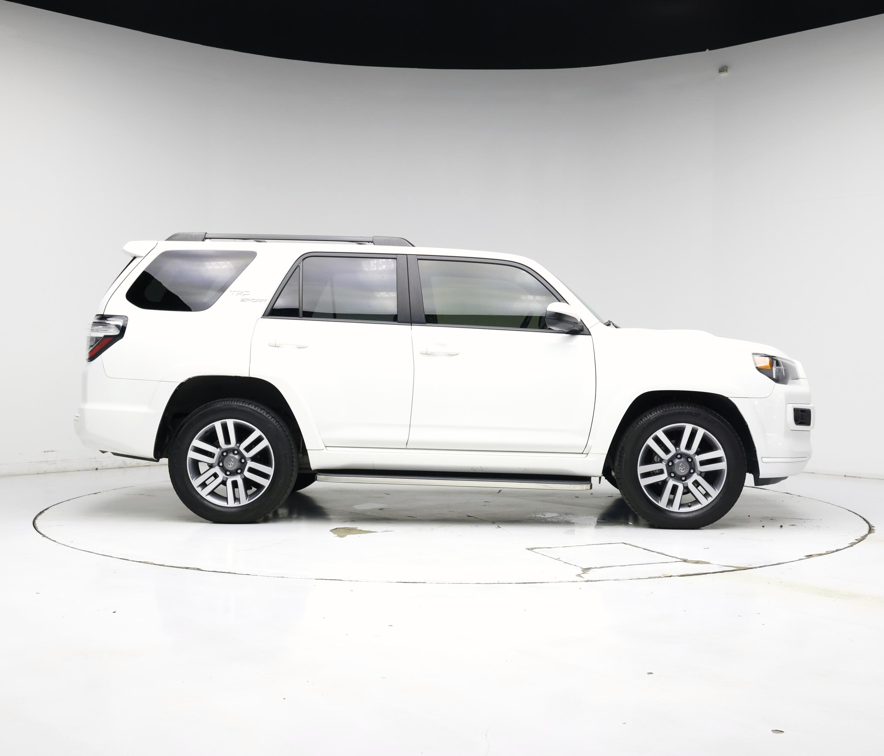Thumbnail: 2023 Toyota 4Runner - 7