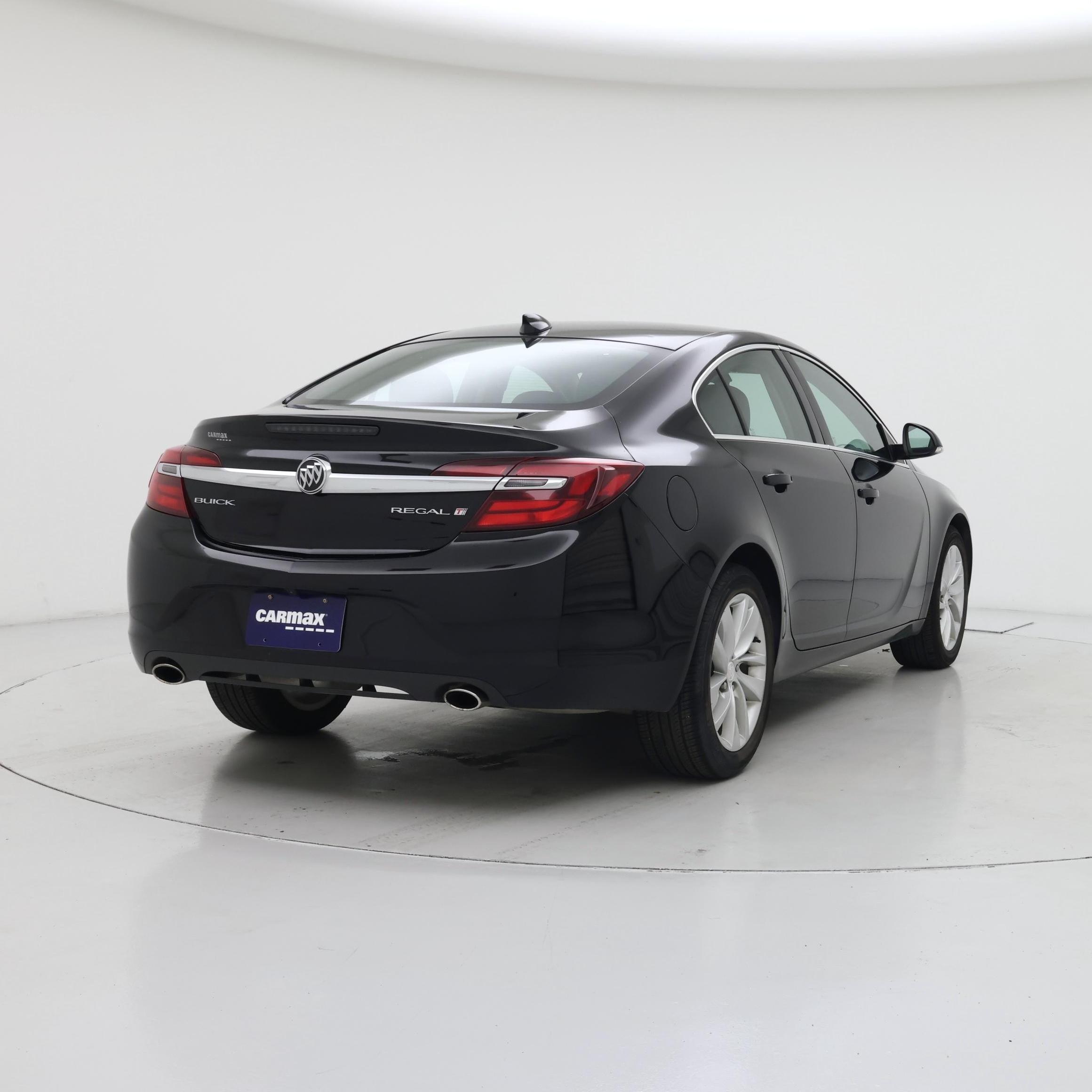 Thumbnail: 2016 Buick Regal - 8