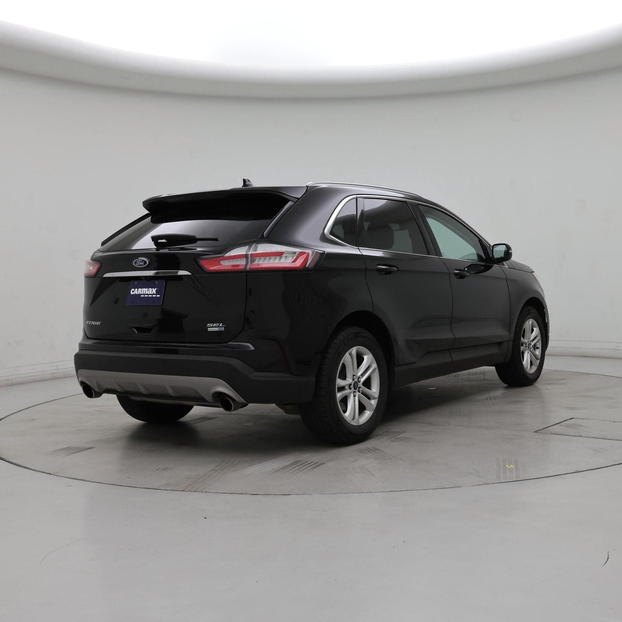 Thumbnail: 2019 Ford Edge - 8