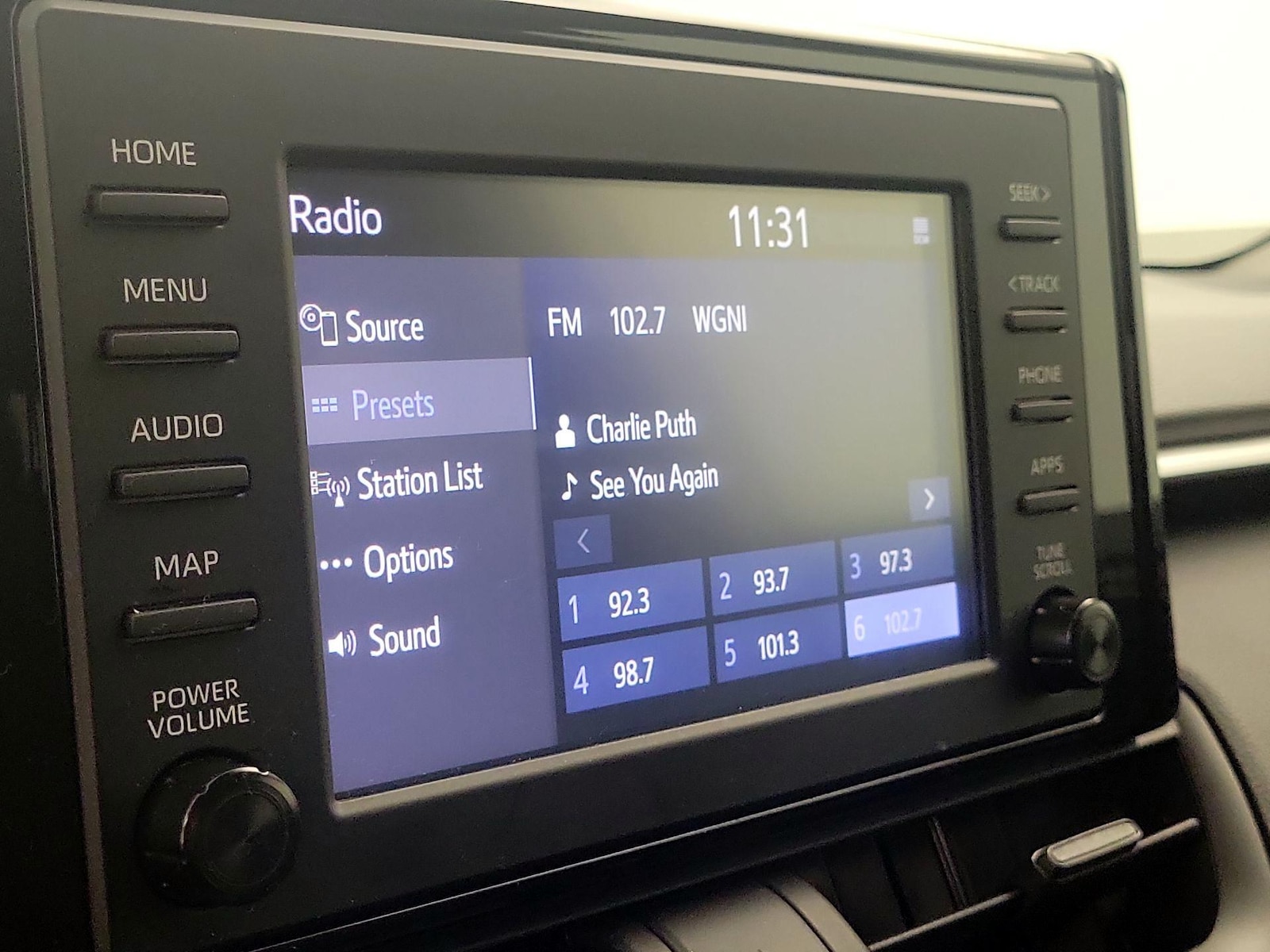 2019 Toyota RAV4 XLE - Photo 16