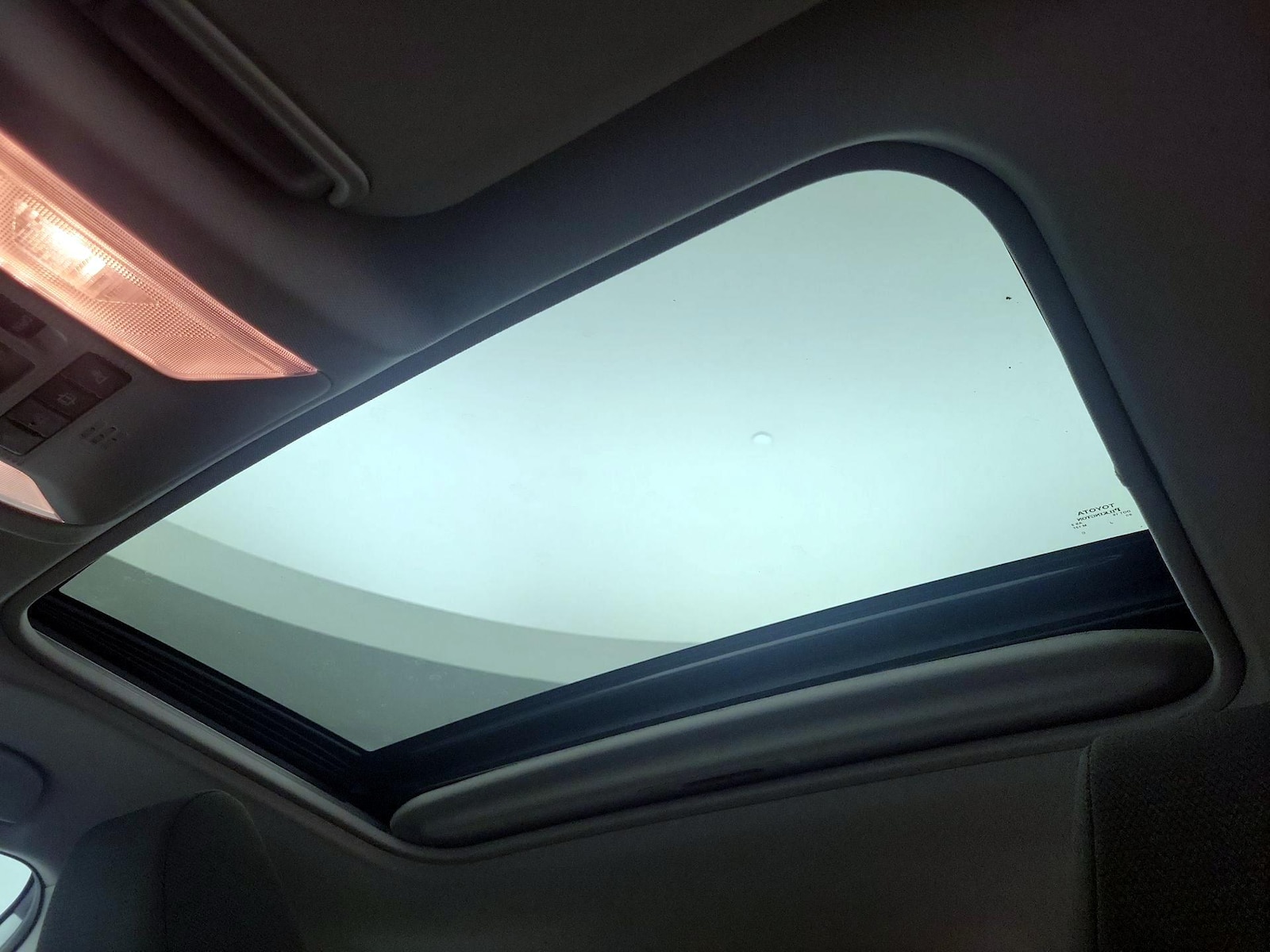 2019 Toyota RAV4 XLE - Photo 20