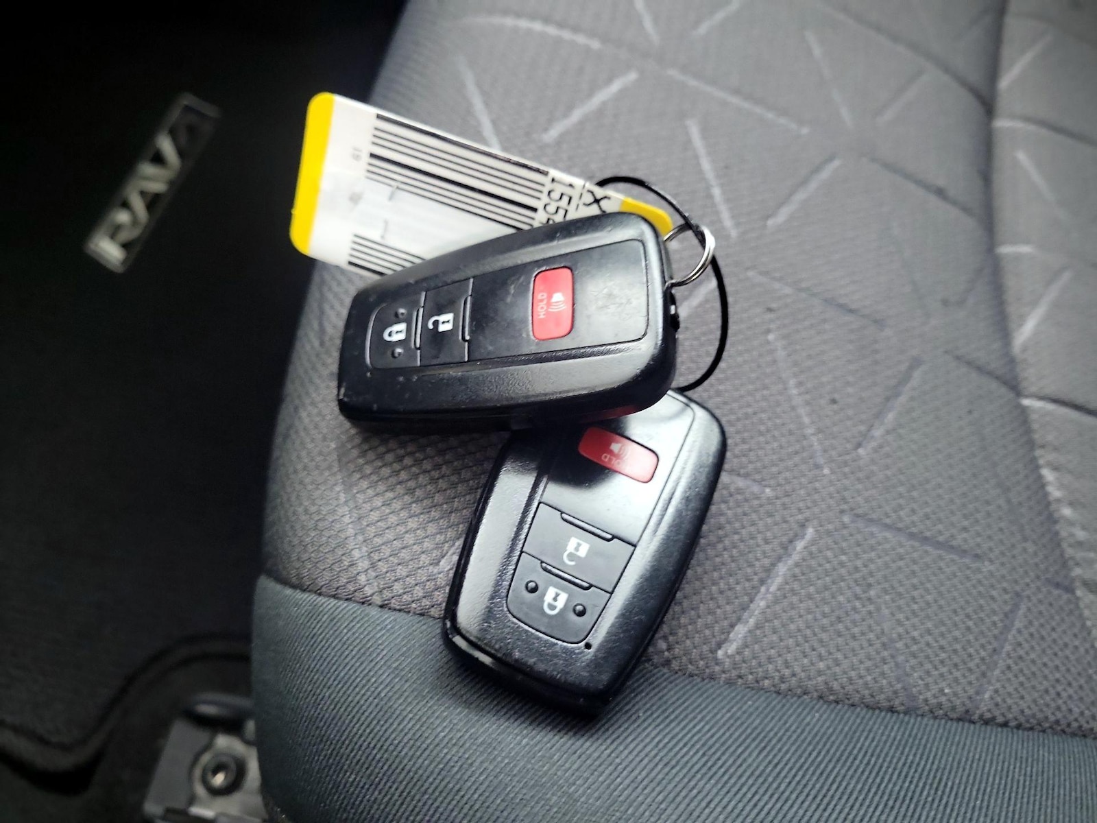 2019 Toyota RAV4 XLE - Photo 24
