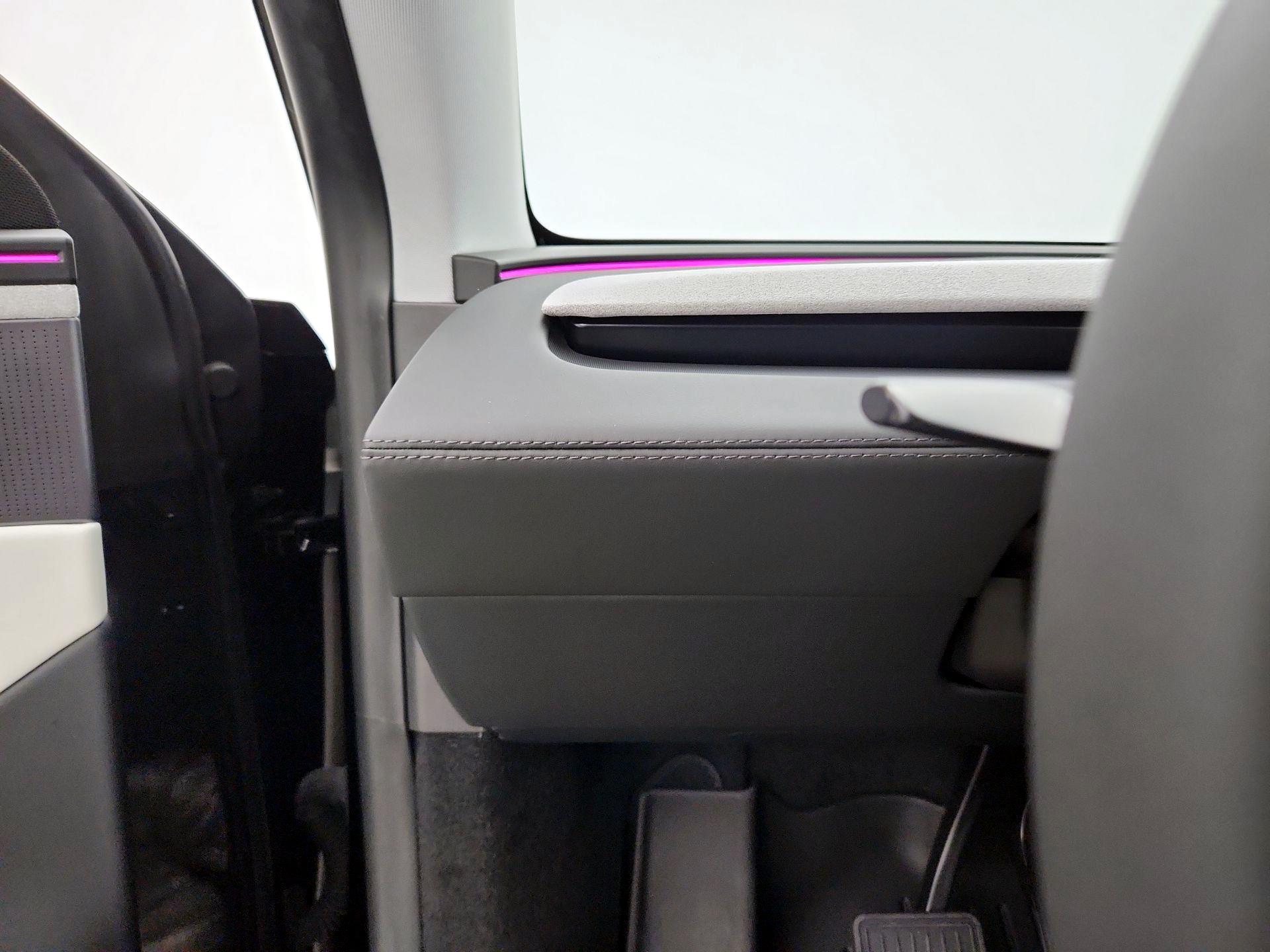Thumbnail: 2026 Tesla Model Y - 13