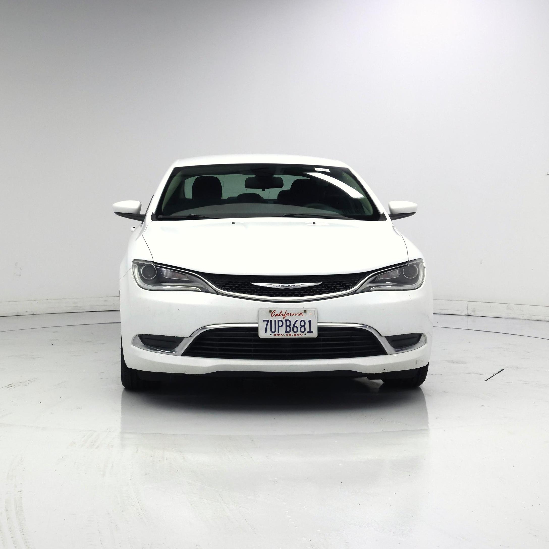 Thumbnail: 2016 Chrysler 200 - 5