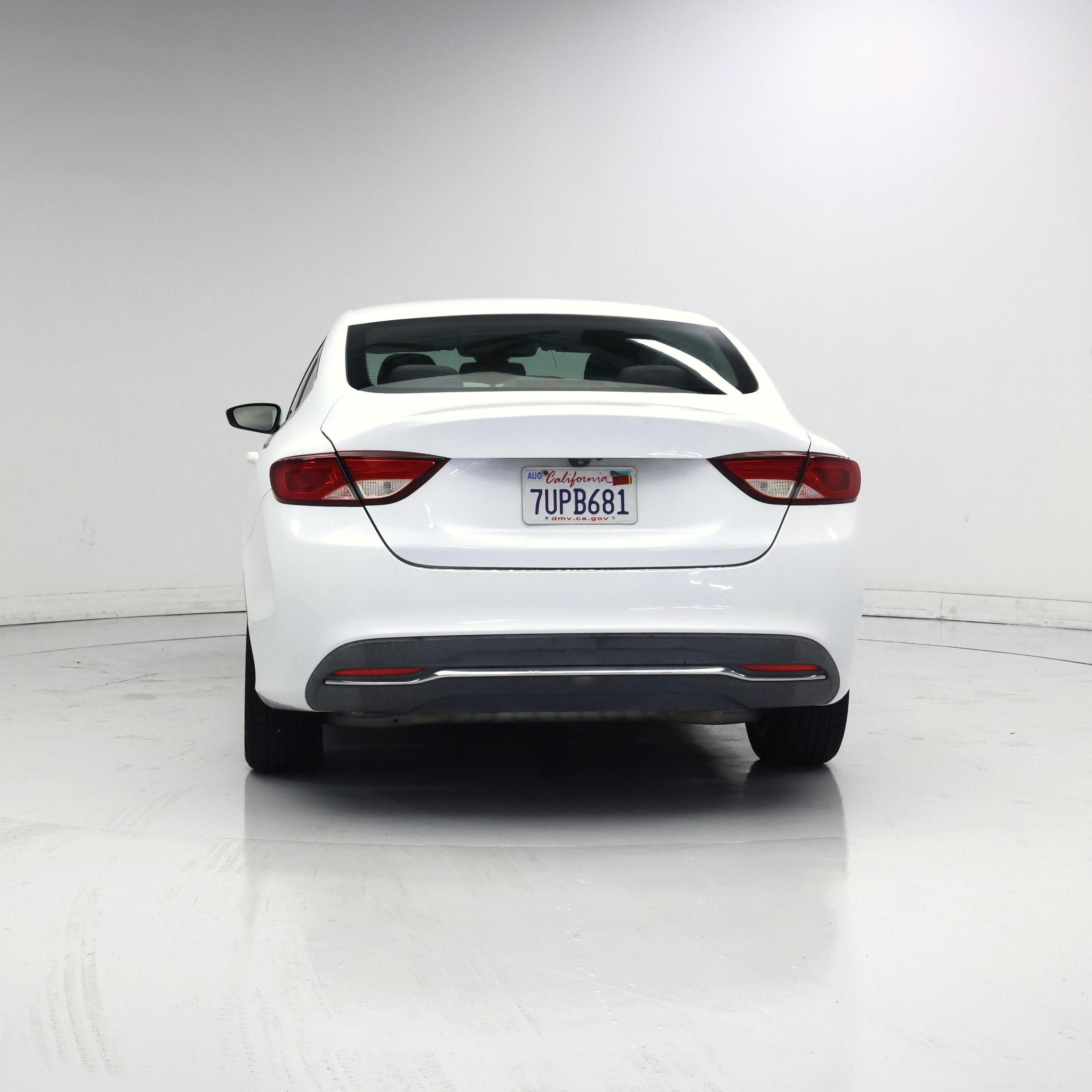 Thumbnail: 2016 Chrysler 200 - 6