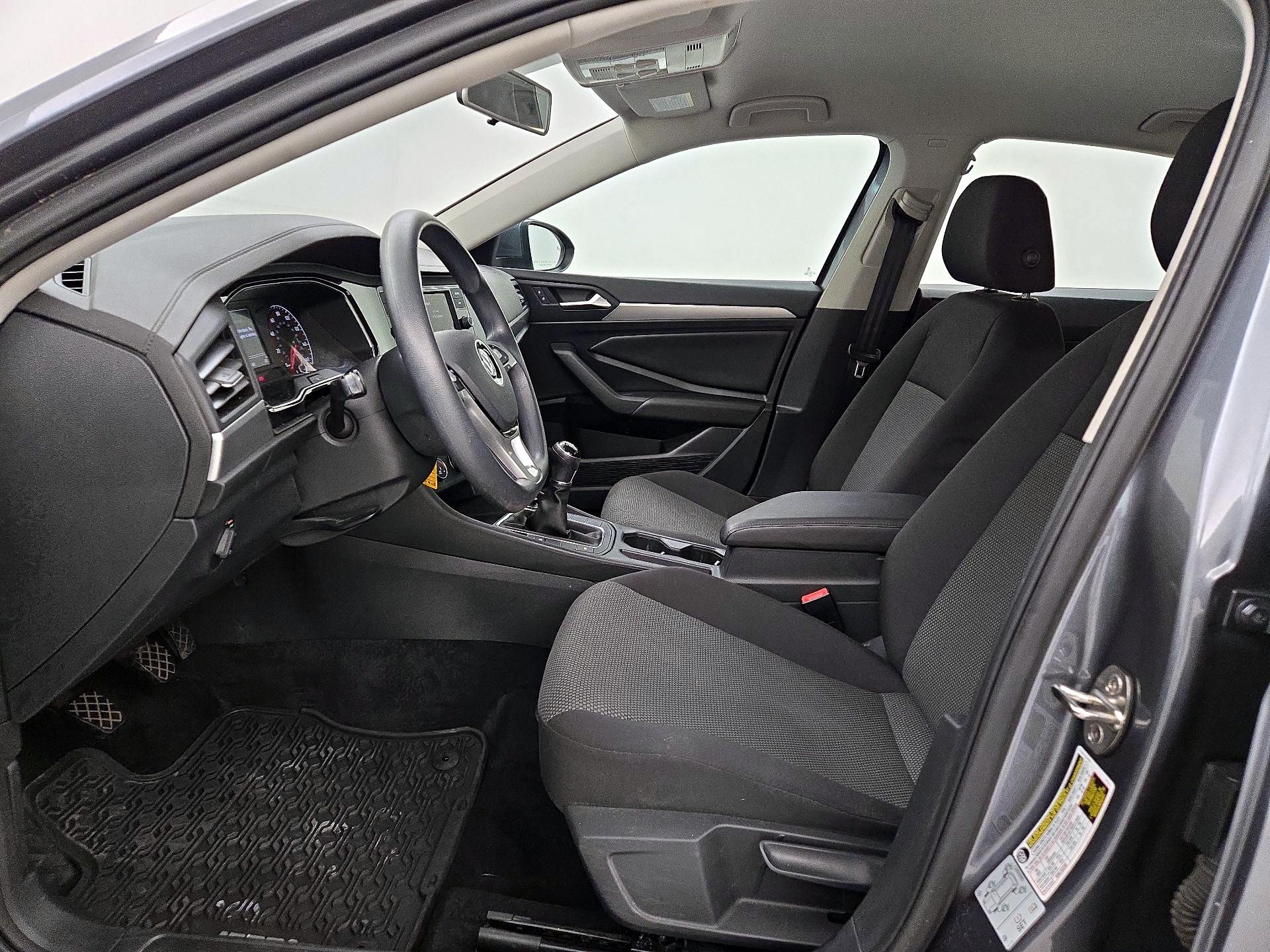 Thumbnail: 2019 Volkswagen Jetta - 11