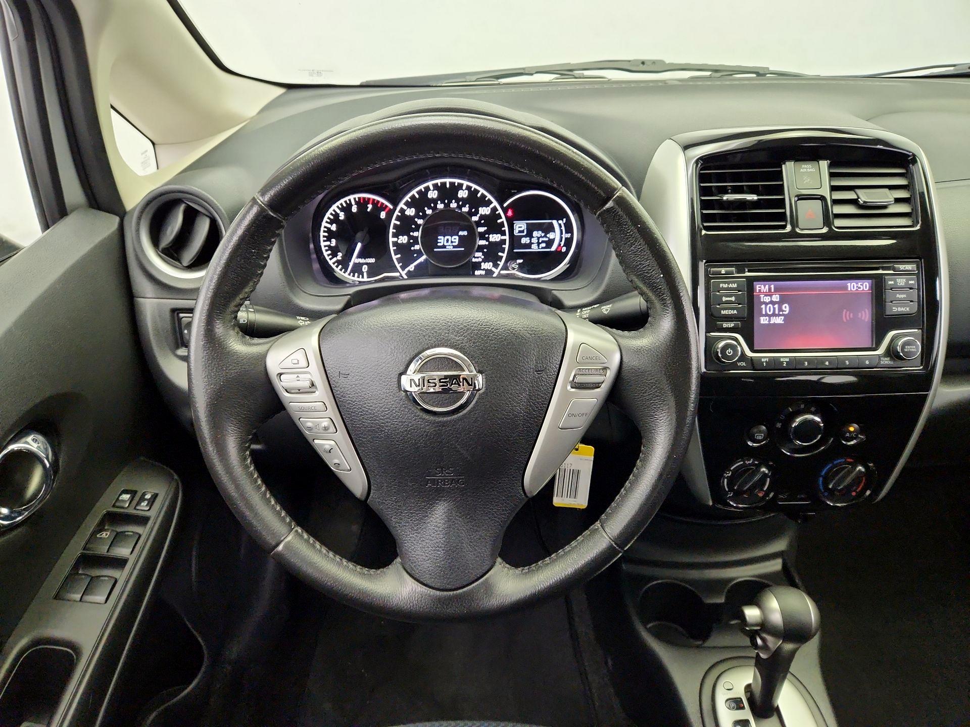 Thumbnail: 2016 Nissan Versa Note - 10