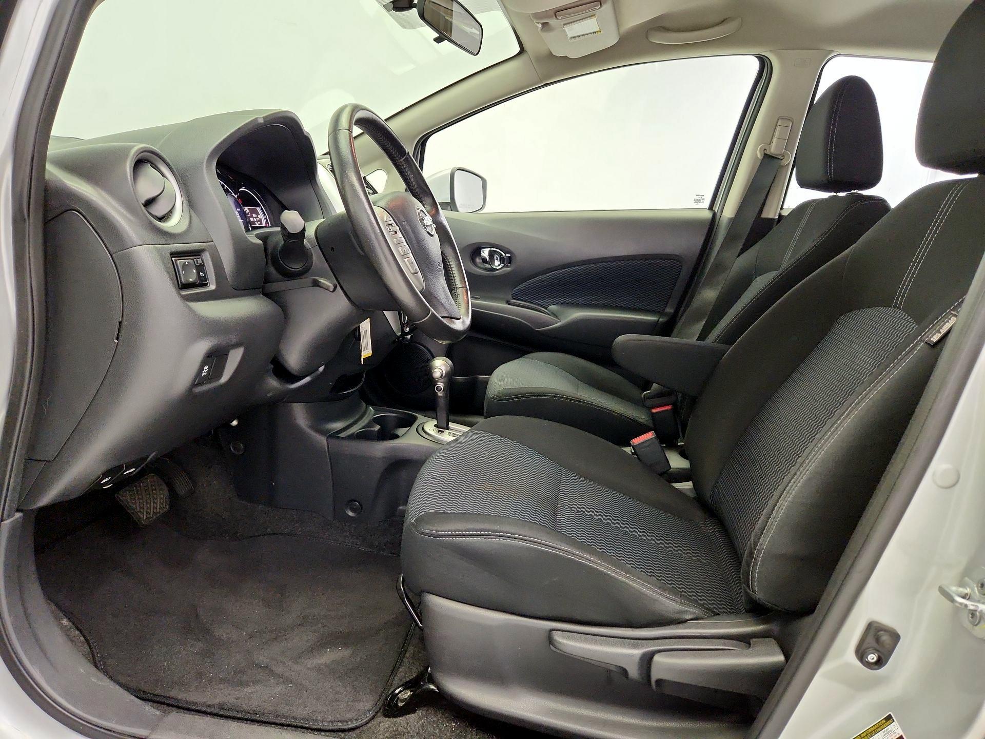 Thumbnail: 2016 Nissan Versa Note - 11
