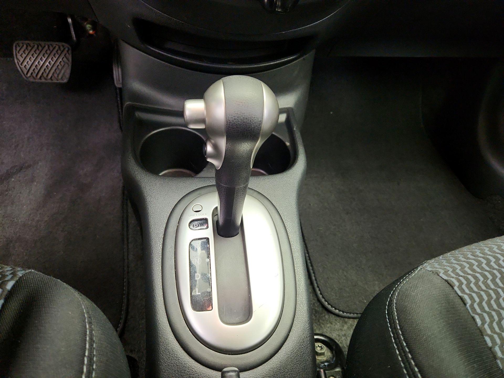 Thumbnail: 2016 Nissan Versa Note - 17