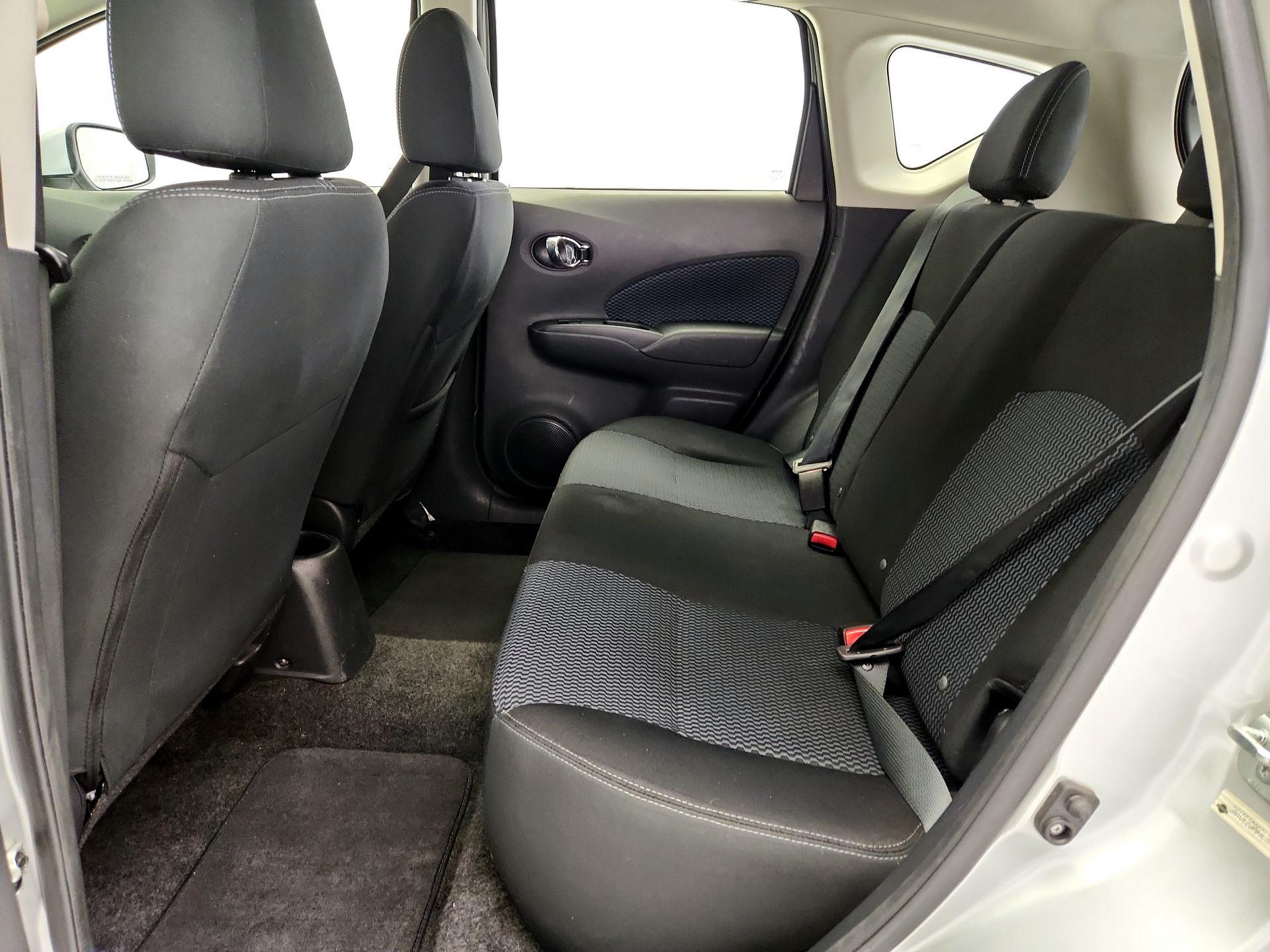Thumbnail: 2016 Nissan Versa Note - 19