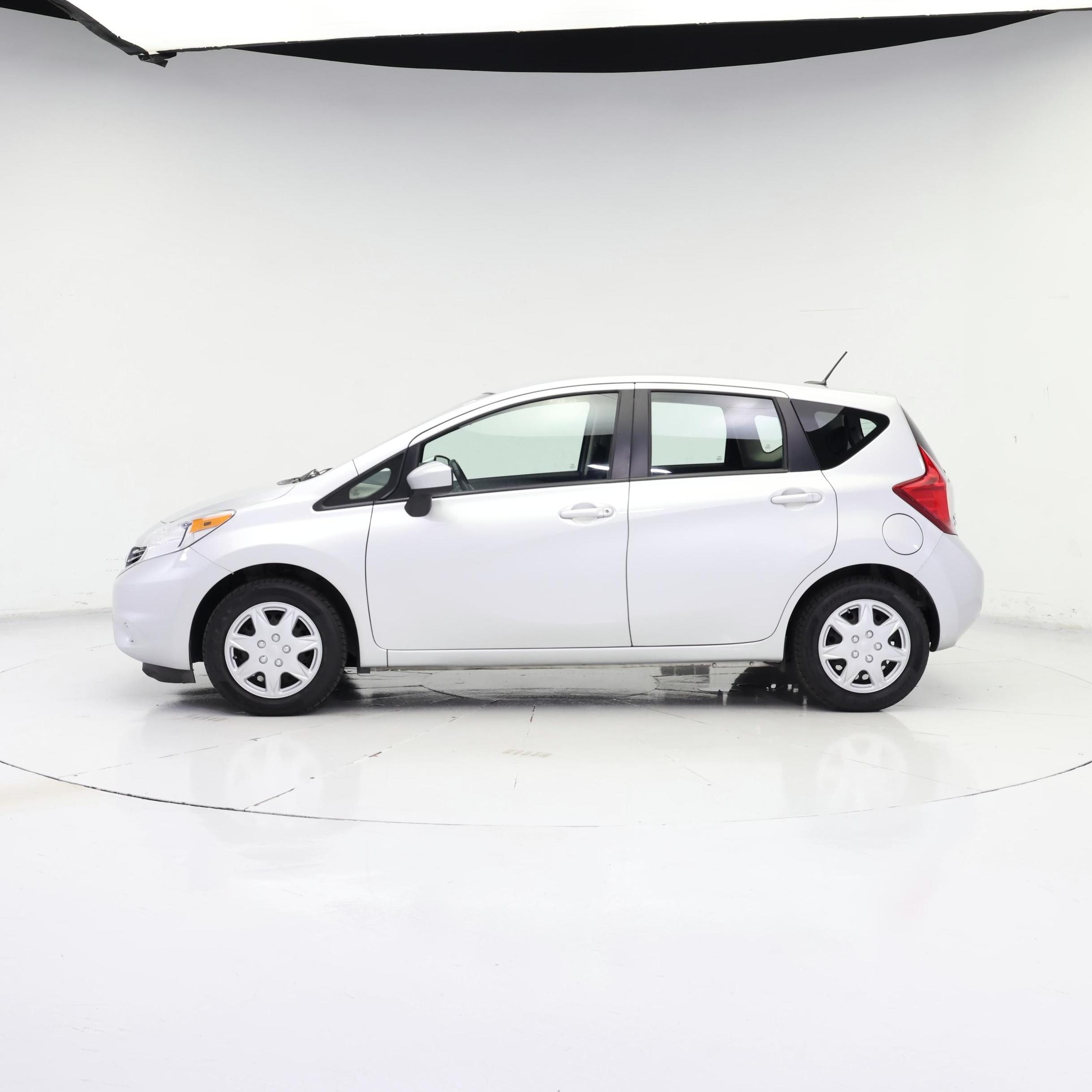 Thumbnail: 2016 Nissan Versa Note - 3