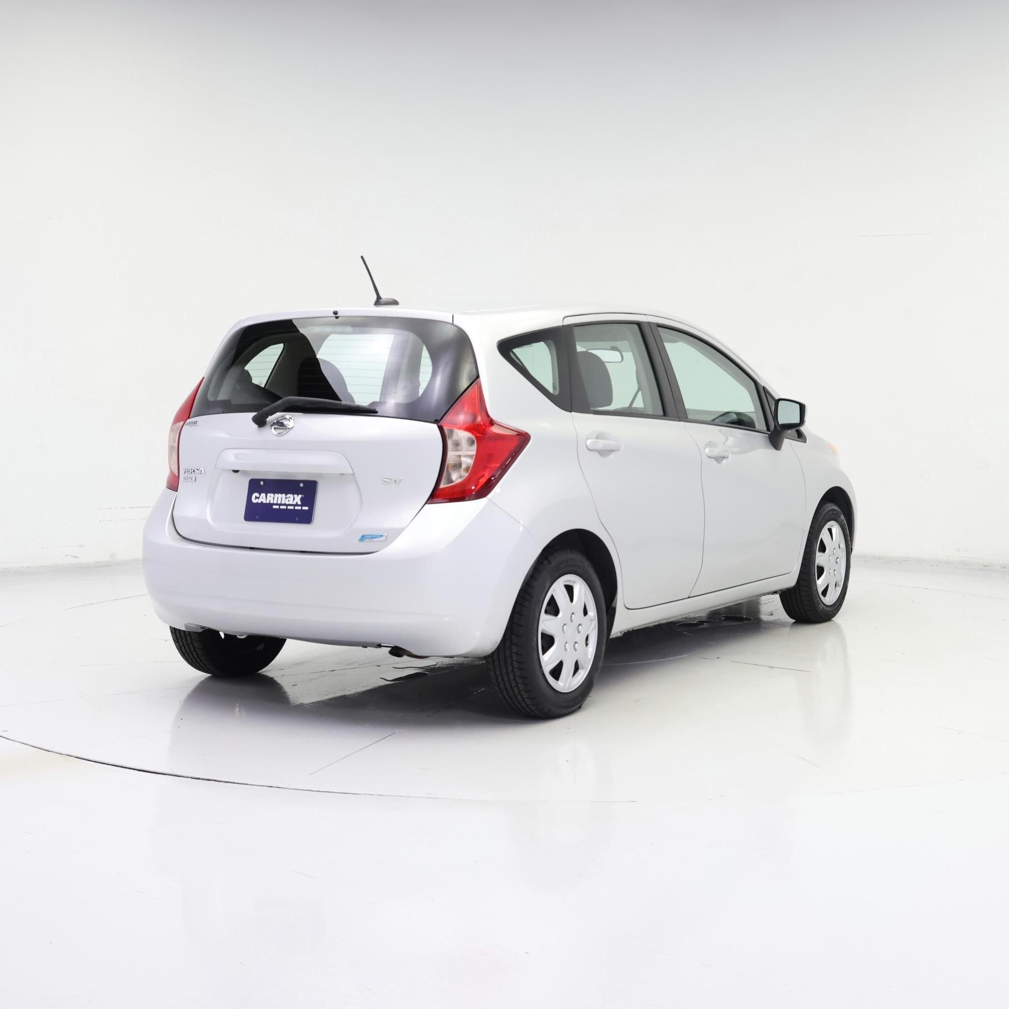 Thumbnail: 2016 Nissan Versa Note - 8