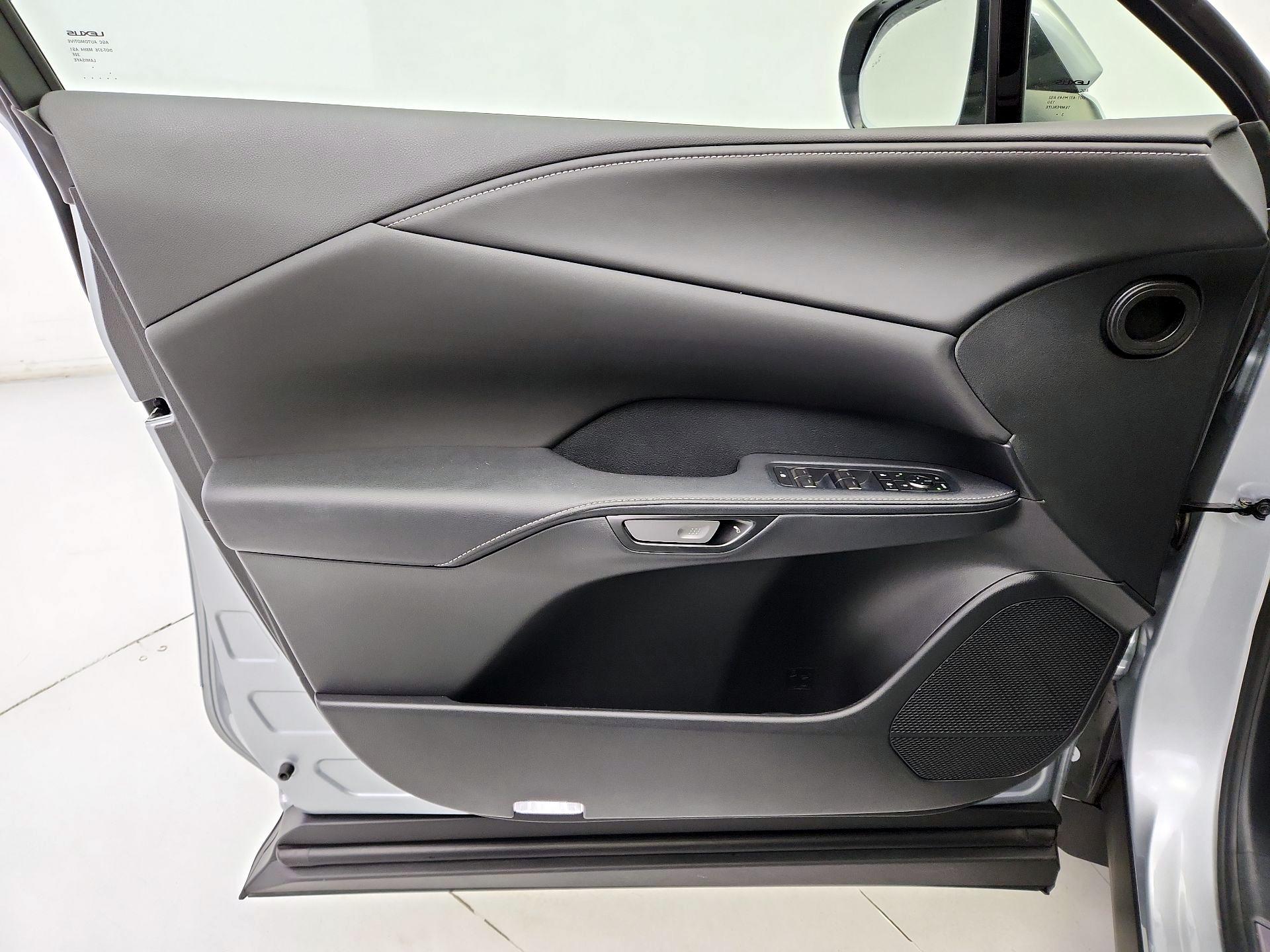 Thumbnail: 2024 Lexus RX - 12