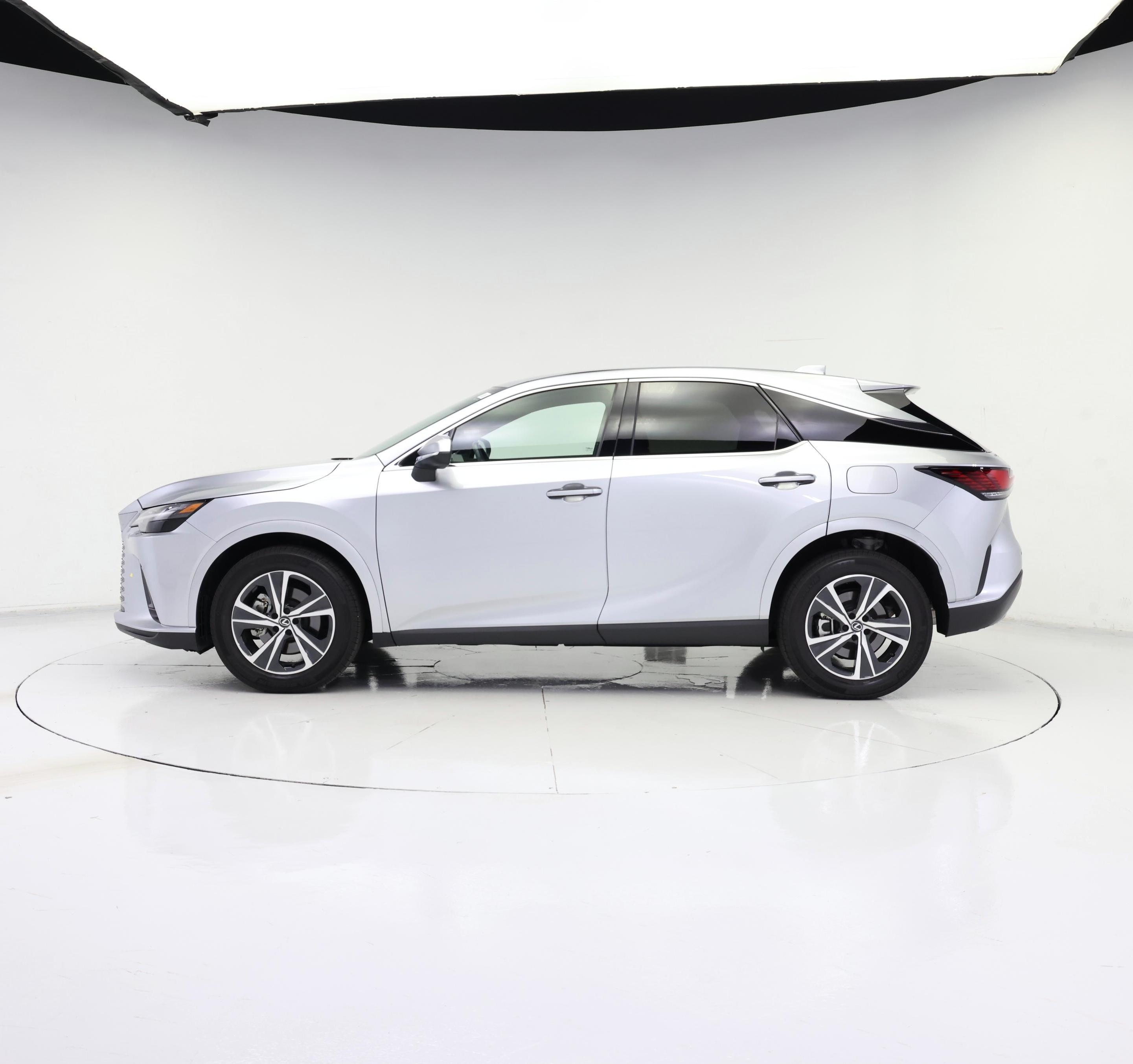 Thumbnail: 2024 Lexus RX - 3