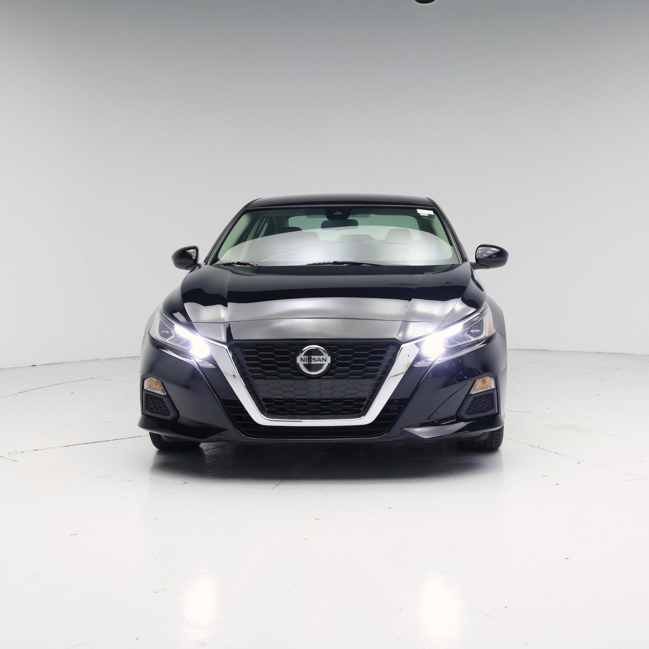 Thumbnail: 2022 Nissan Altima - 5