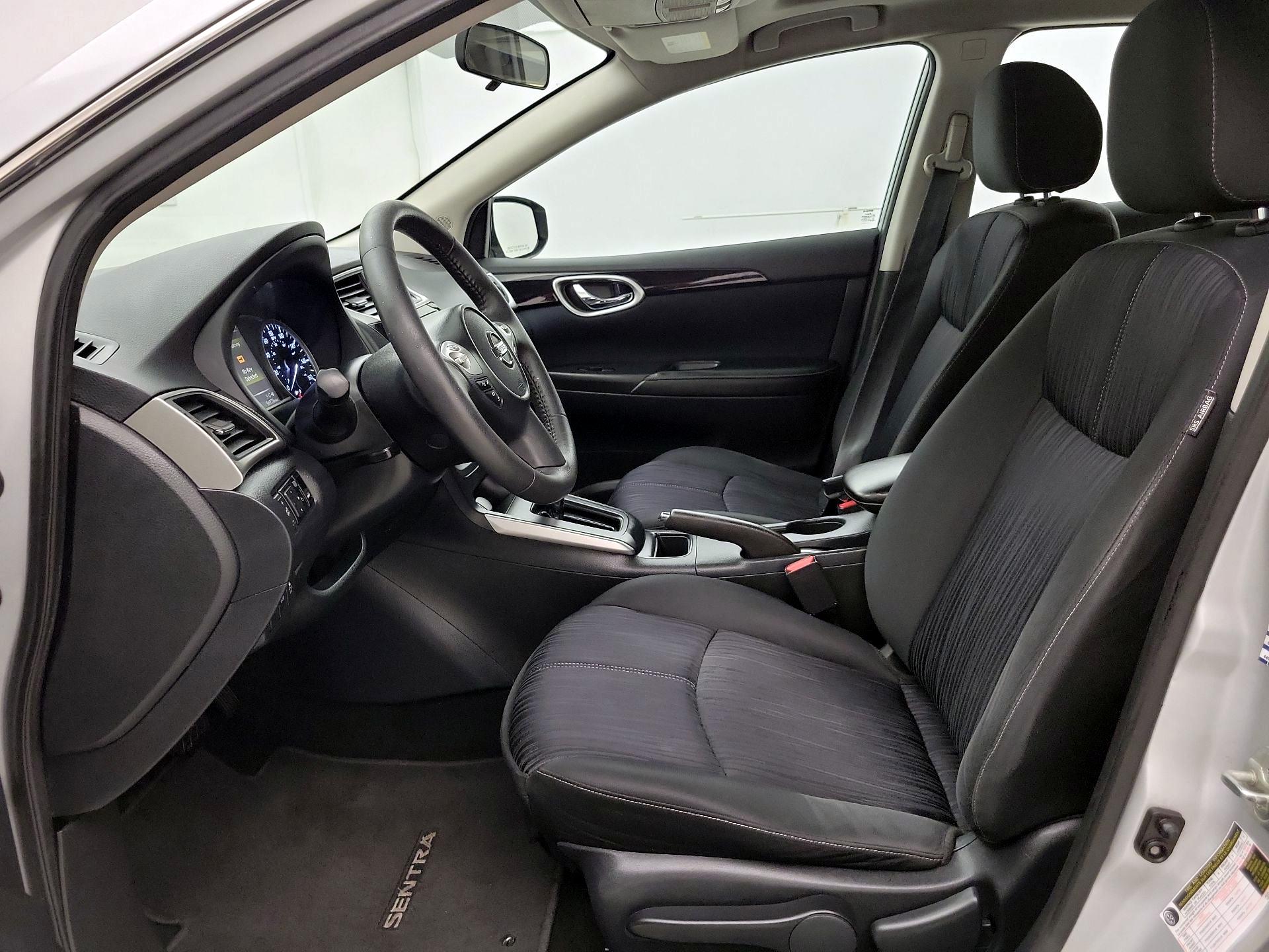 Thumbnail: 2017 Nissan Sentra - 11