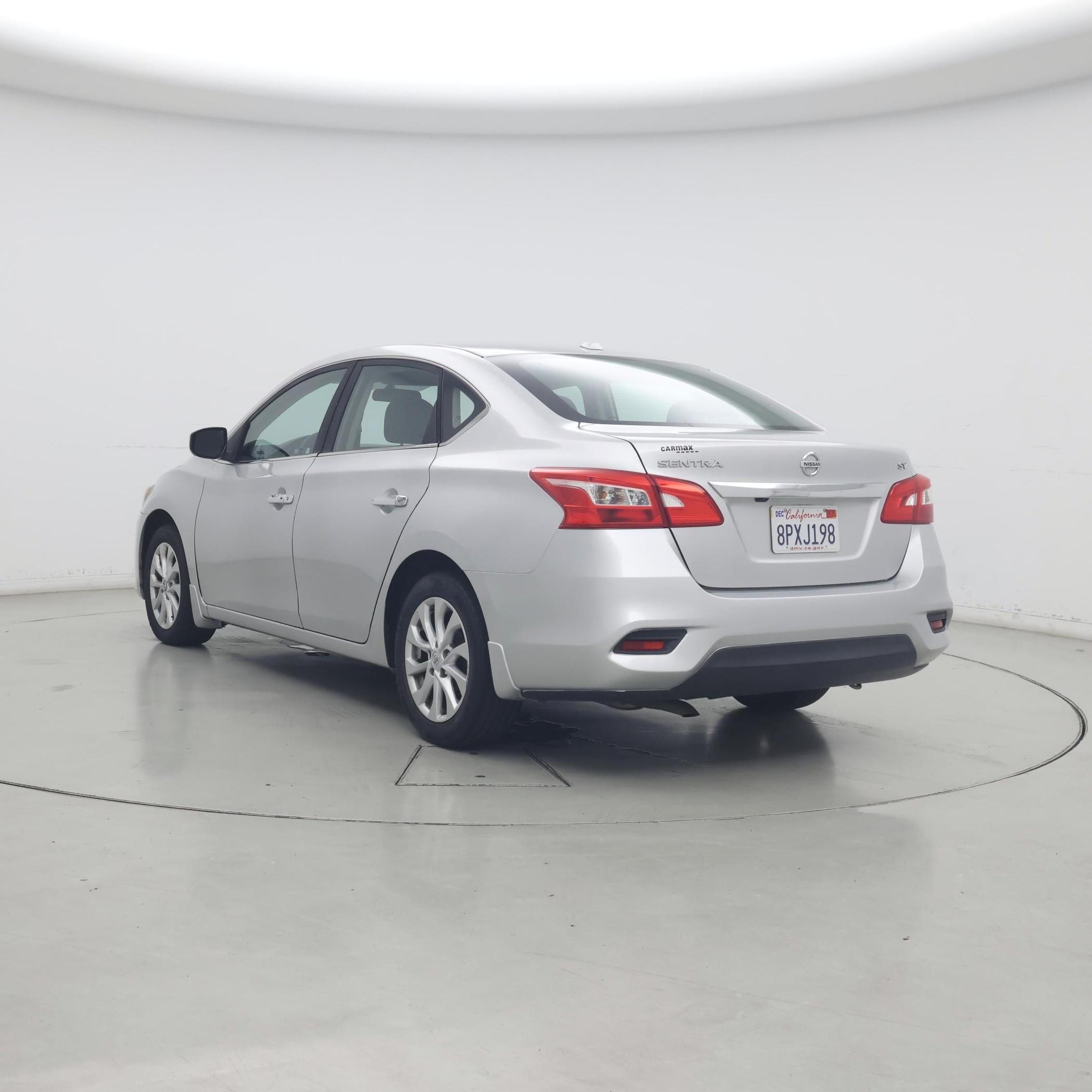 Thumbnail: 2017 Nissan Sentra - 2