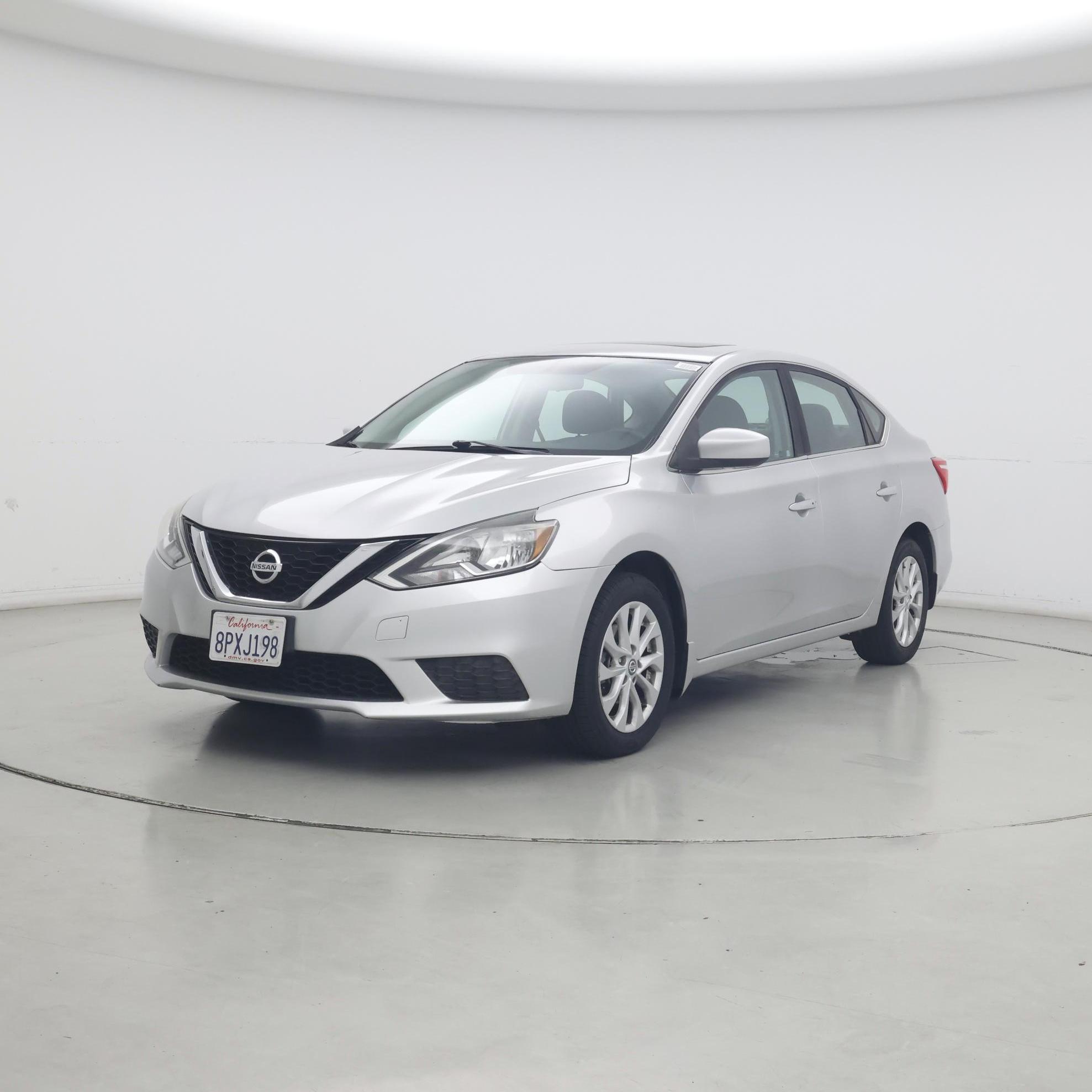 Thumbnail: 2017 Nissan Sentra - 4