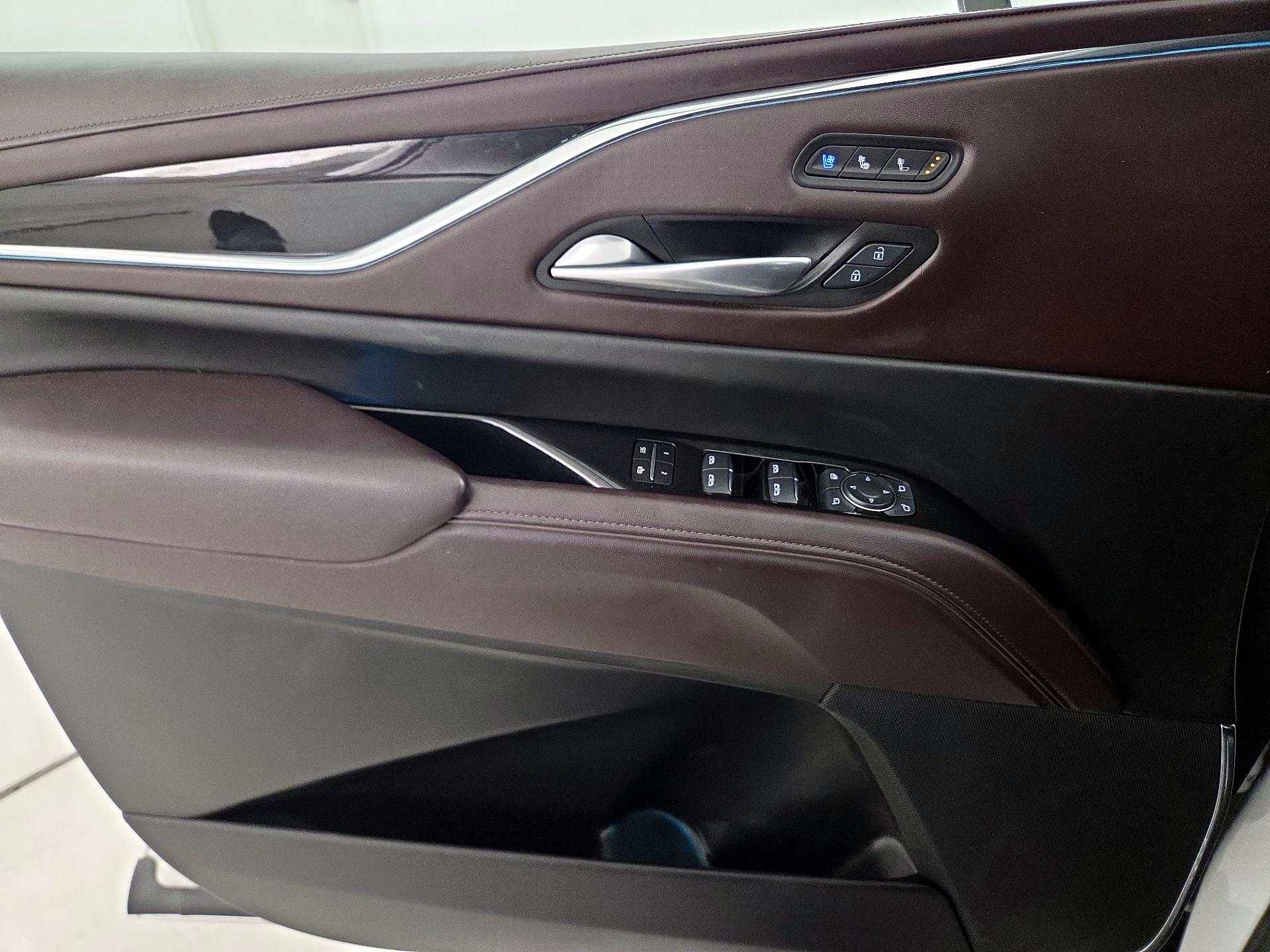 Thumbnail: 2024 Cadillac Escalade - 12