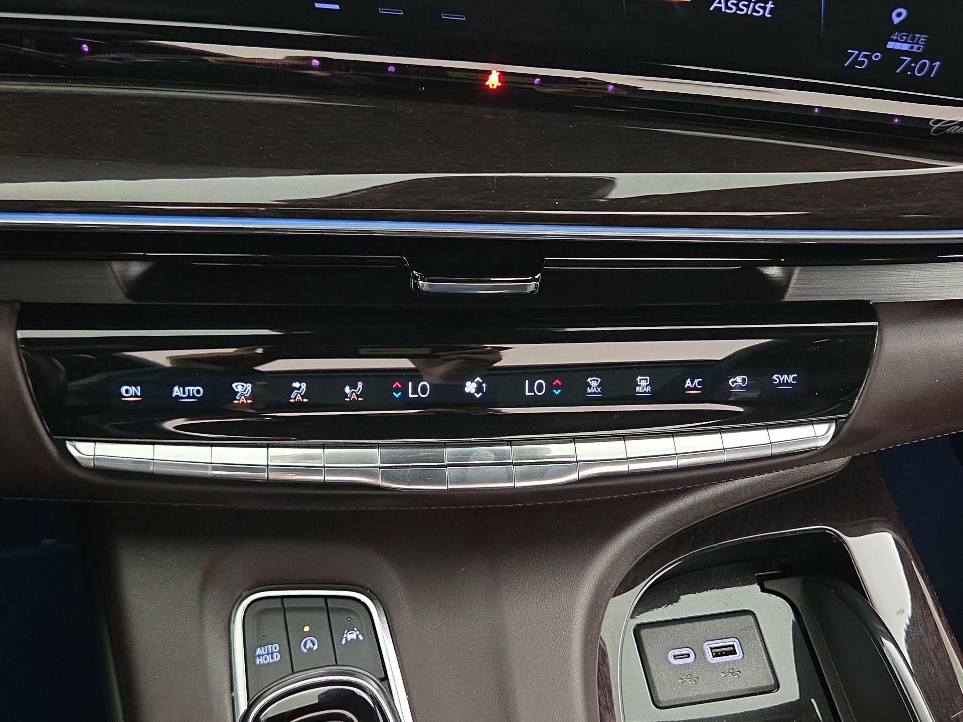 Thumbnail: 2024 Cadillac Escalade - 17