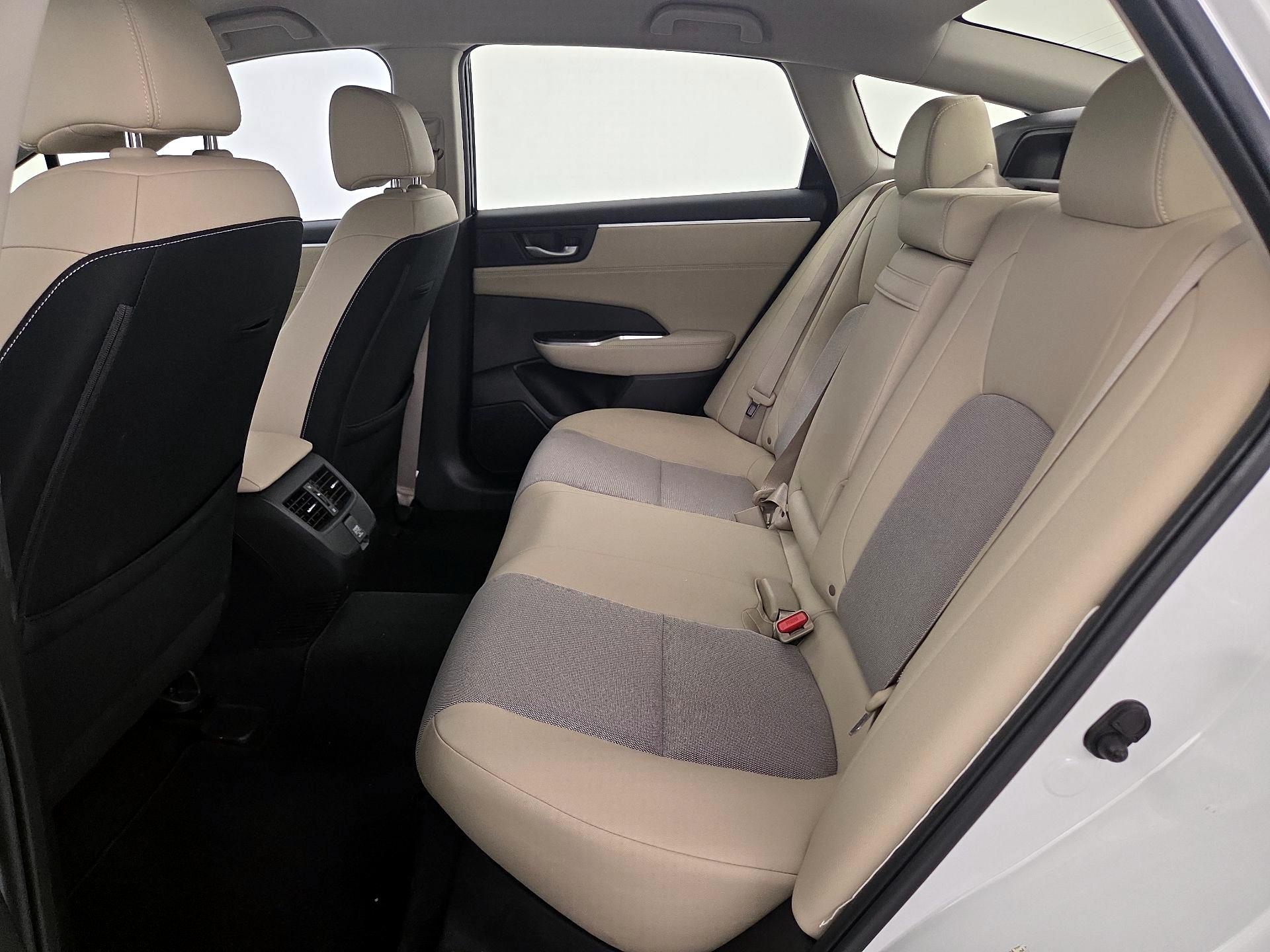 Thumbnail: 2019 Honda Clarity - 19