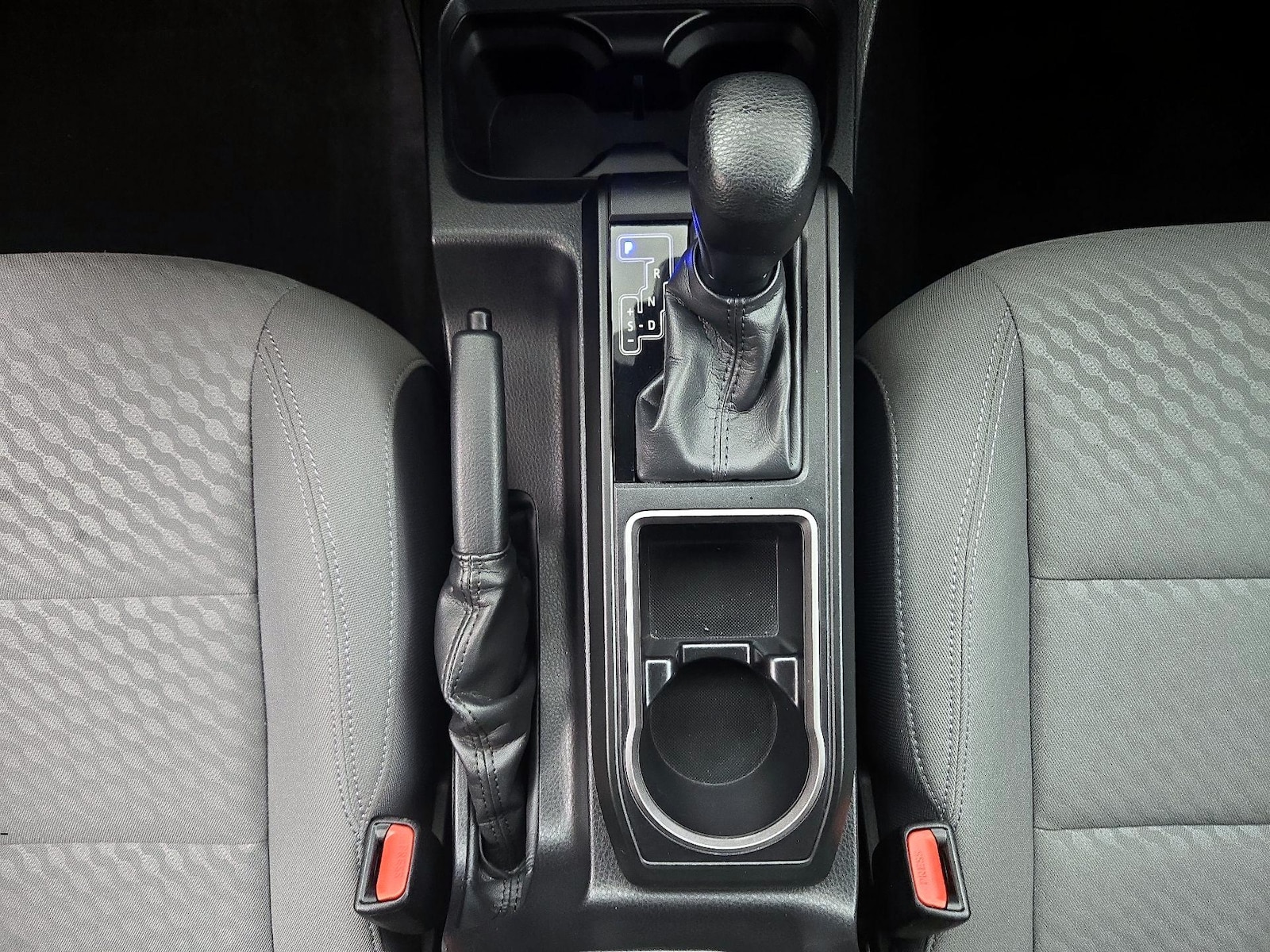 2023 Toyota Tacoma SR - Photo 17