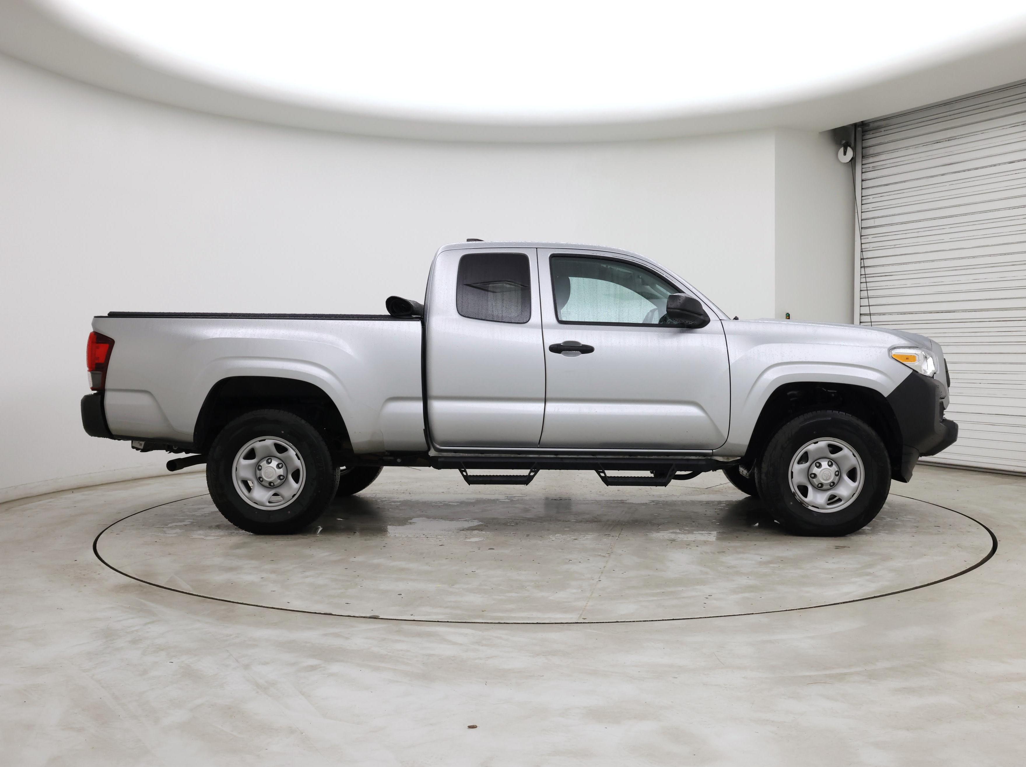 Thumbnail: 2023 Toyota Tacoma - 7