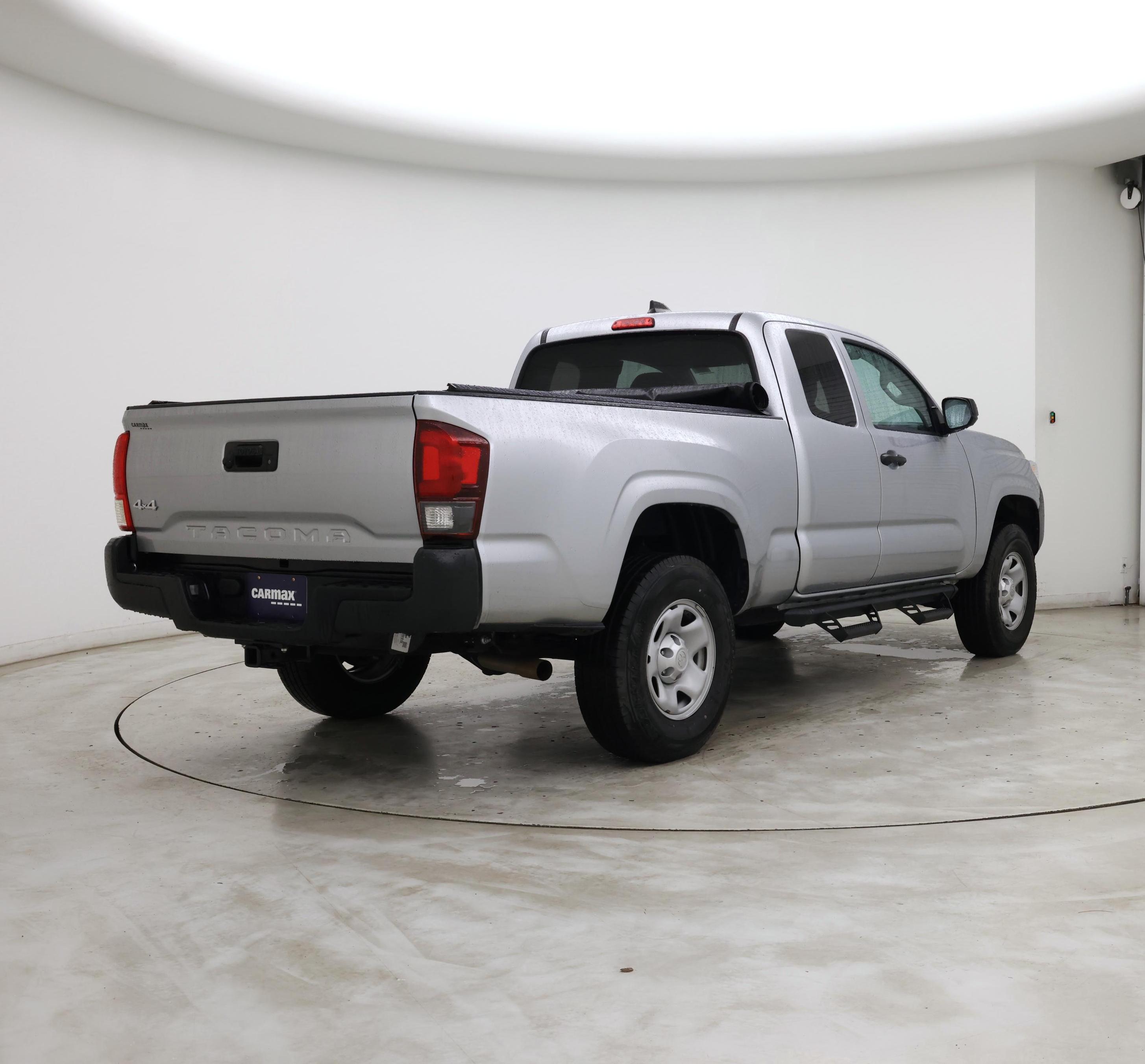 Thumbnail: 2023 Toyota Tacoma - 8