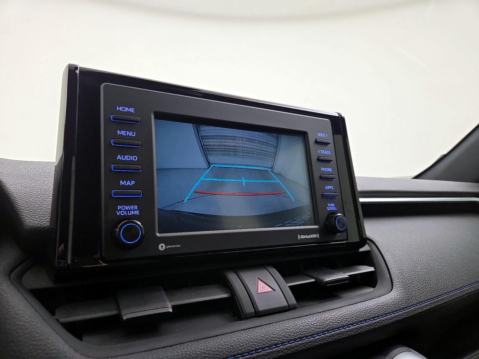 2022 Toyota RAV4 SE - Photo 15