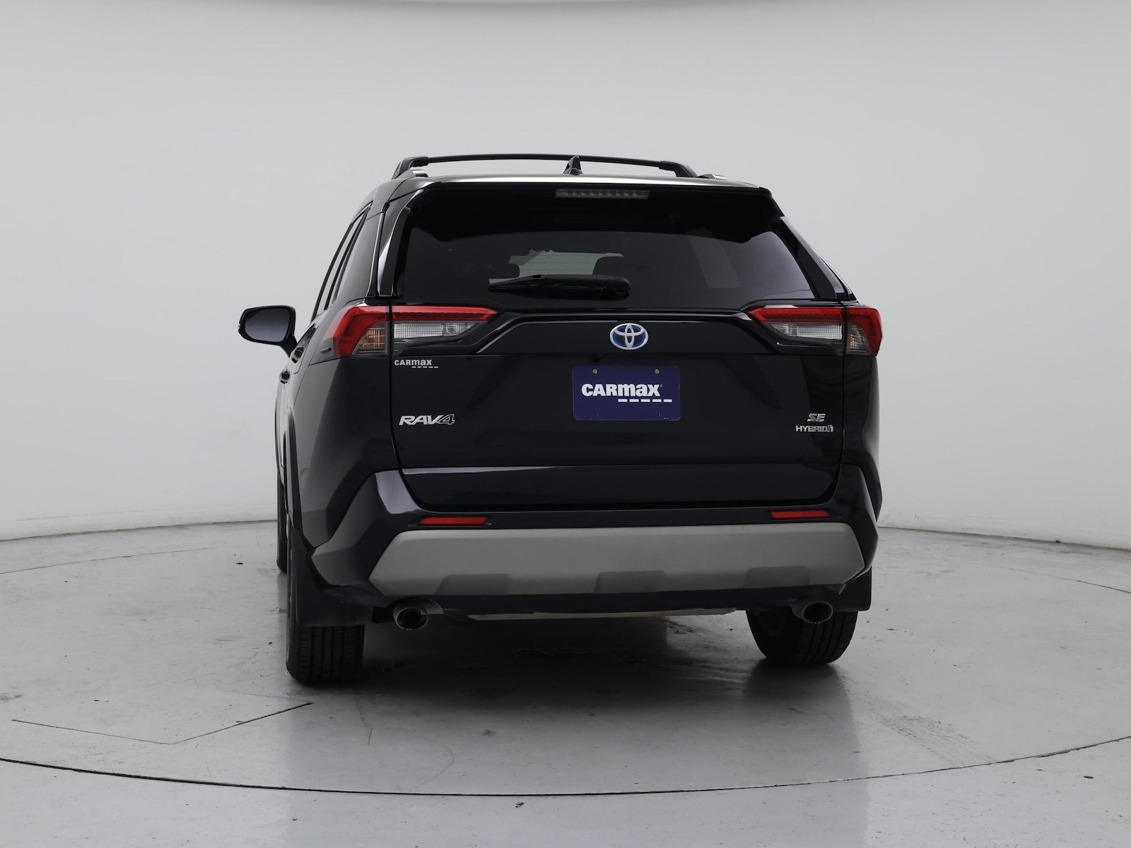 2022 Toyota RAV4 SE - Photo 7