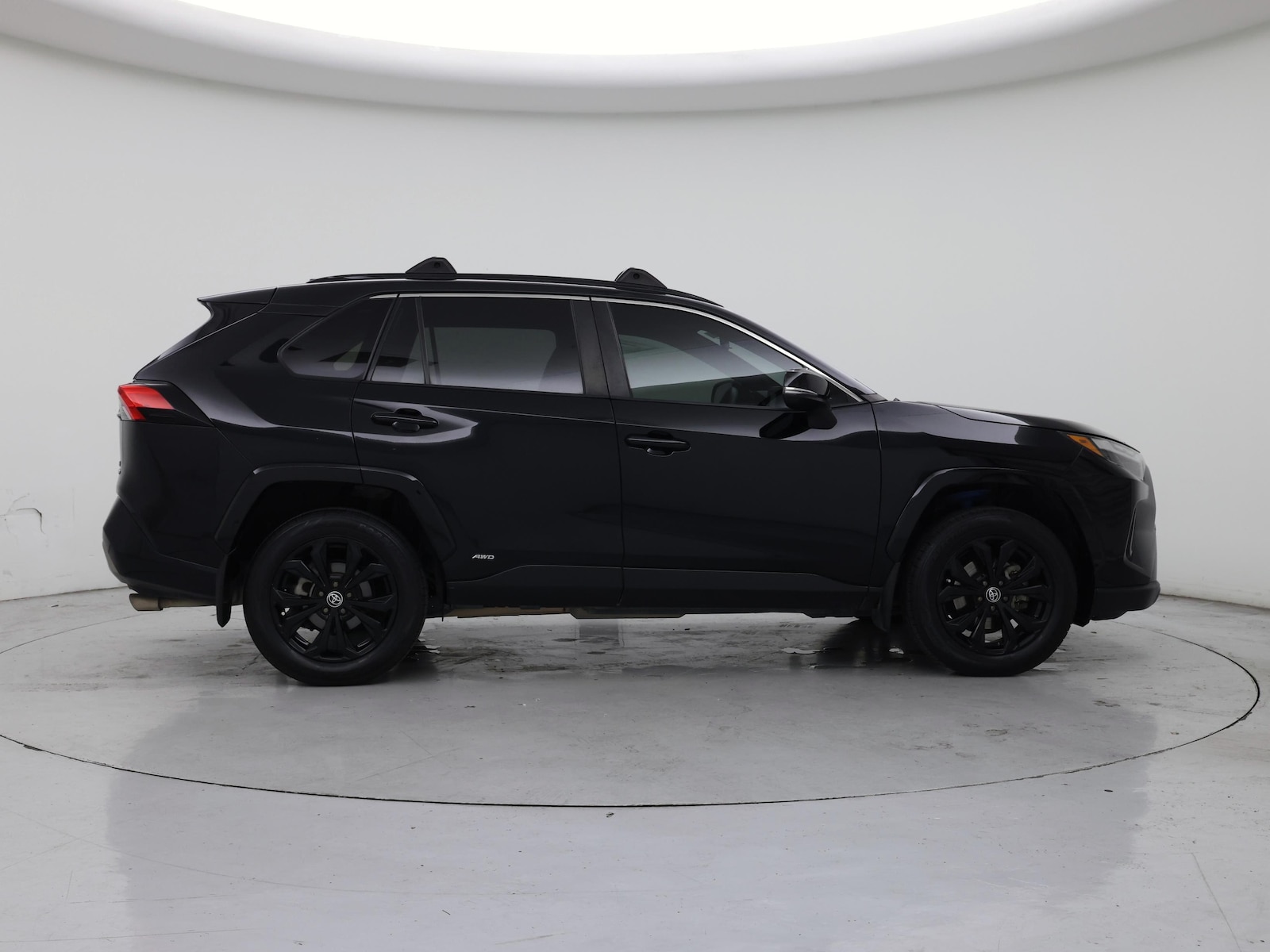2022 Toyota RAV4 SE - Photo 8