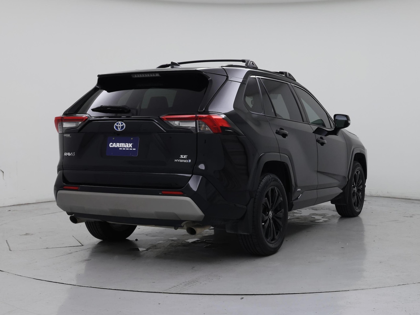 2022 Toyota RAV4 SE - Photo 9