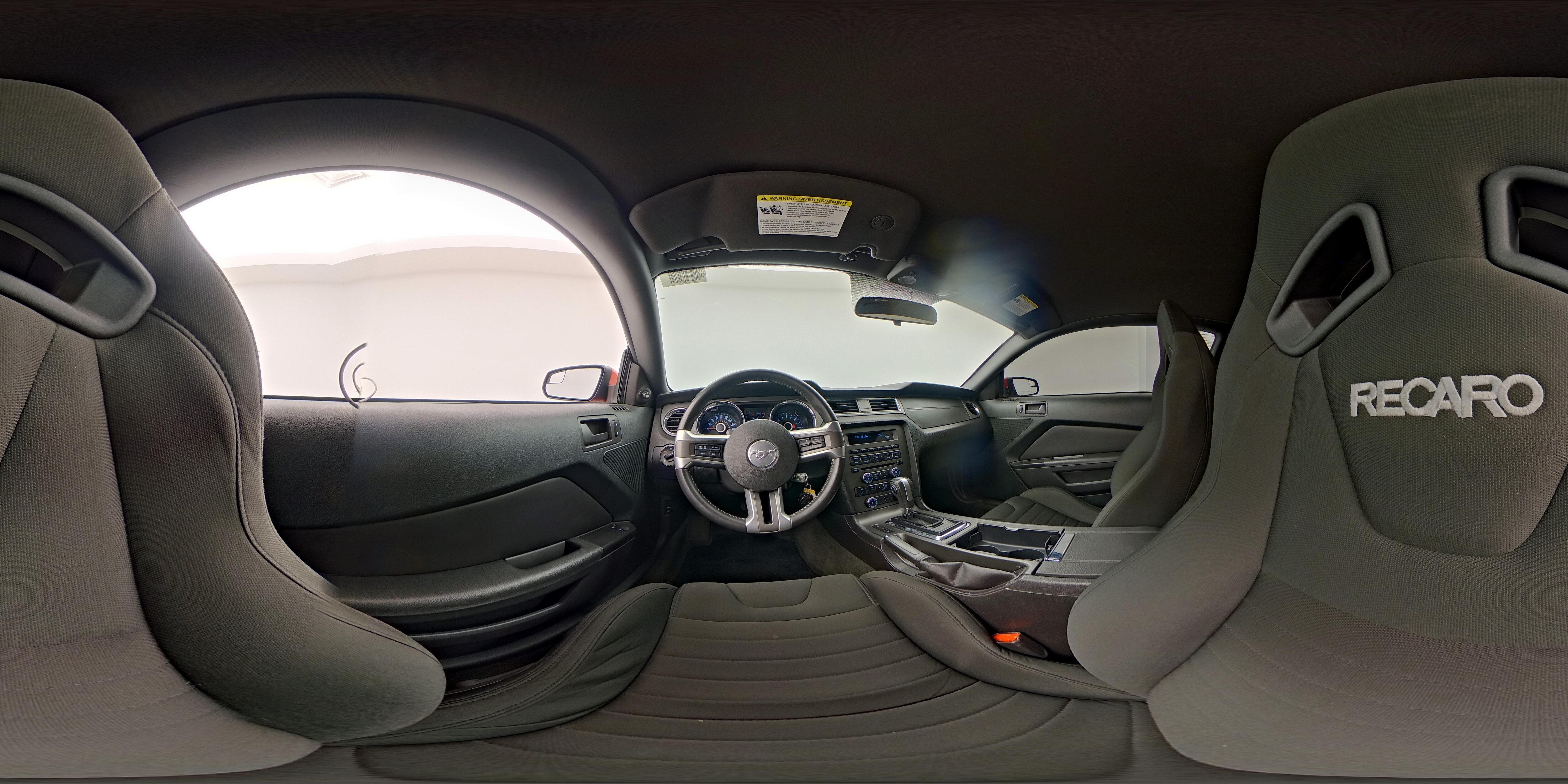 2014 Ford Mustang GT - Photo 23