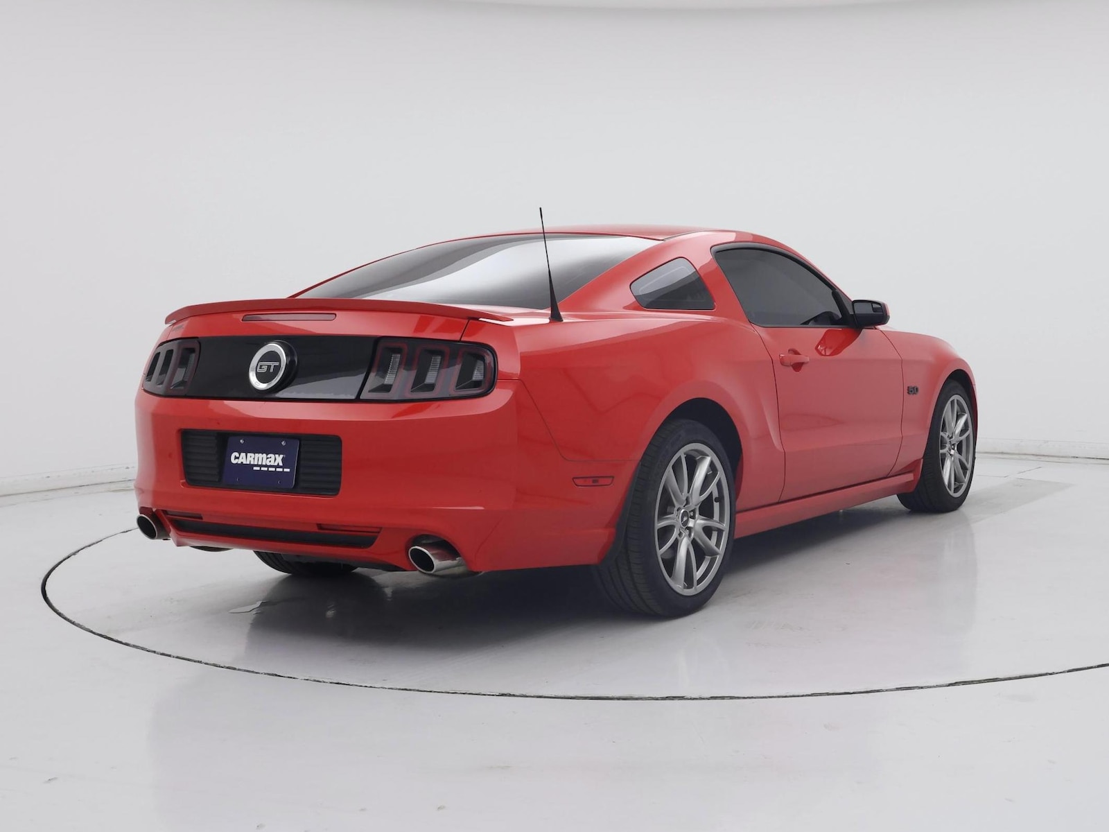 2014 Ford Mustang GT - Photo 9
