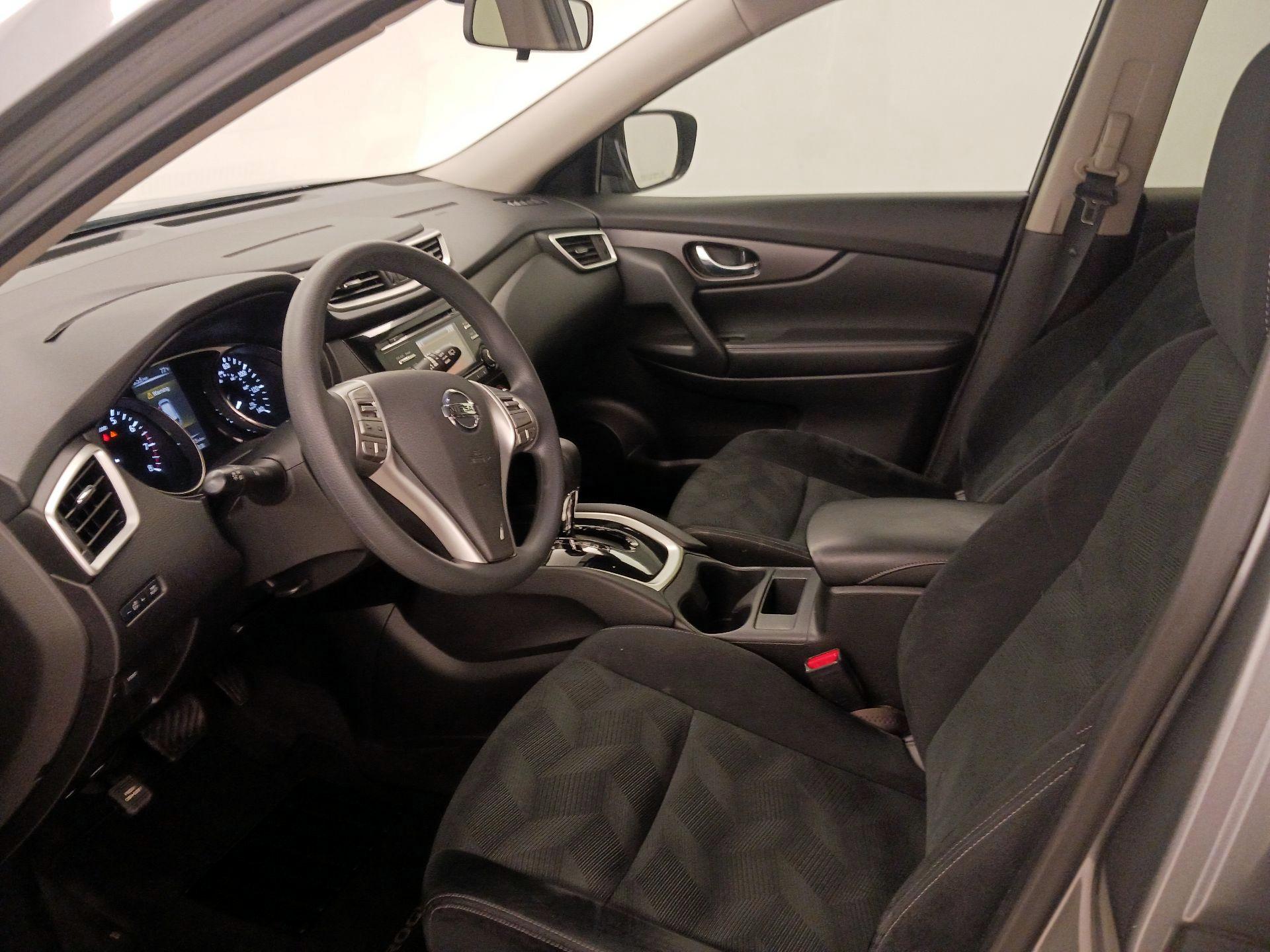 Thumbnail: 2016 Nissan Rogue - 11
