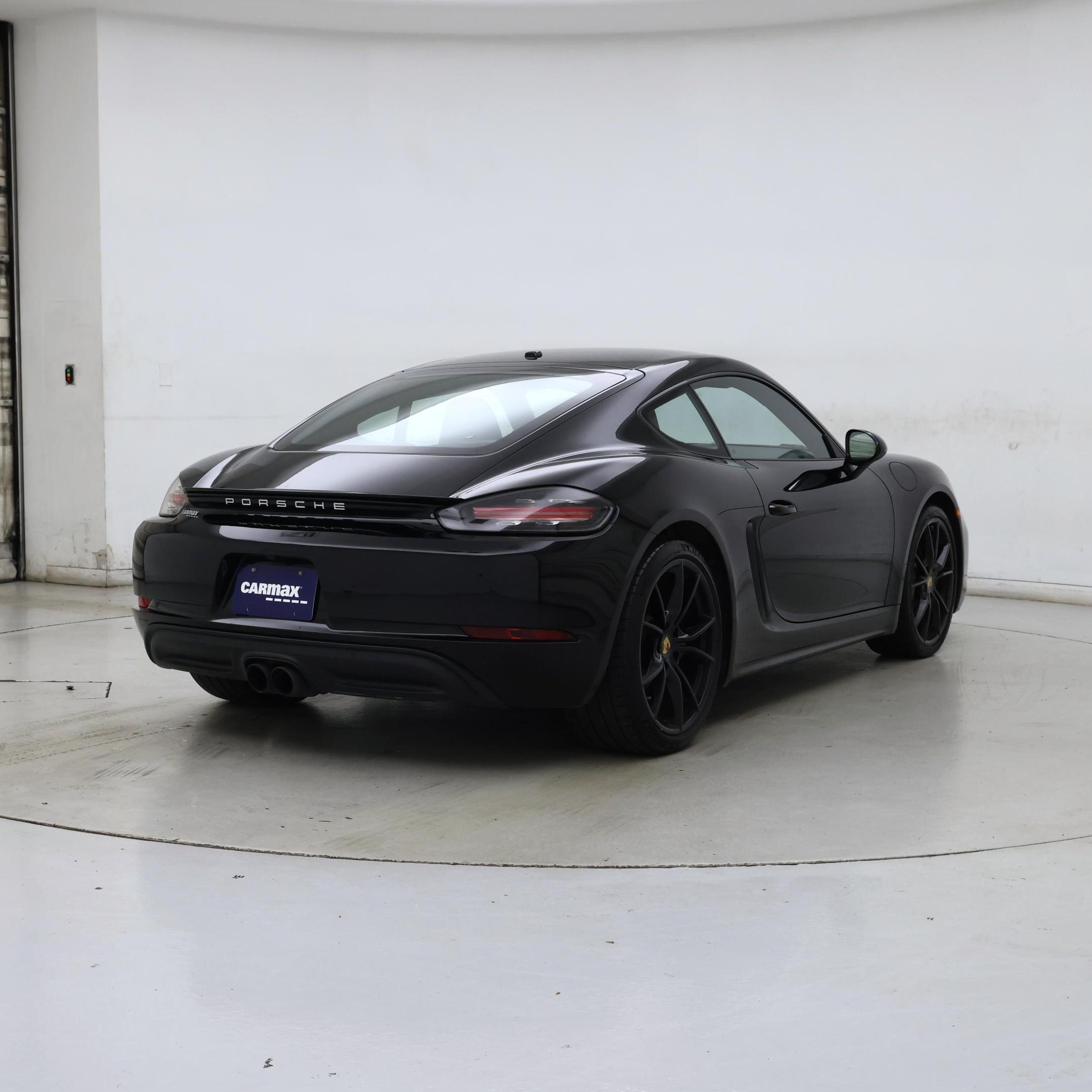 Thumbnail: 2018 Porsche 718 Cayman - 8