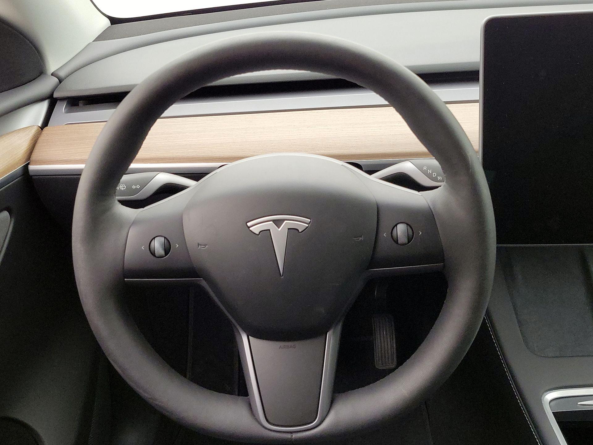 Thumbnail: 2024 Tesla Model Y - 10