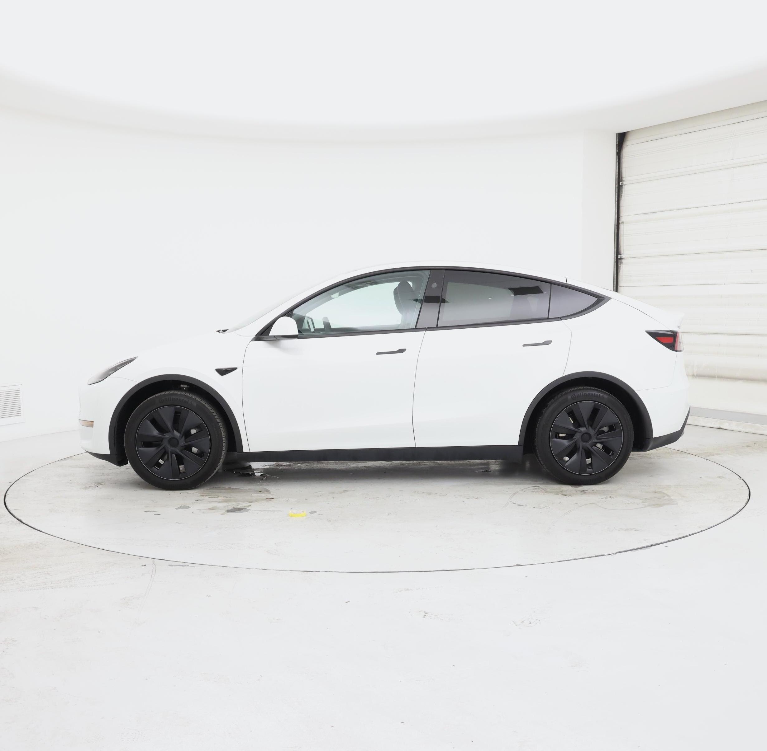 Thumbnail: 2024 Tesla Model Y - 3