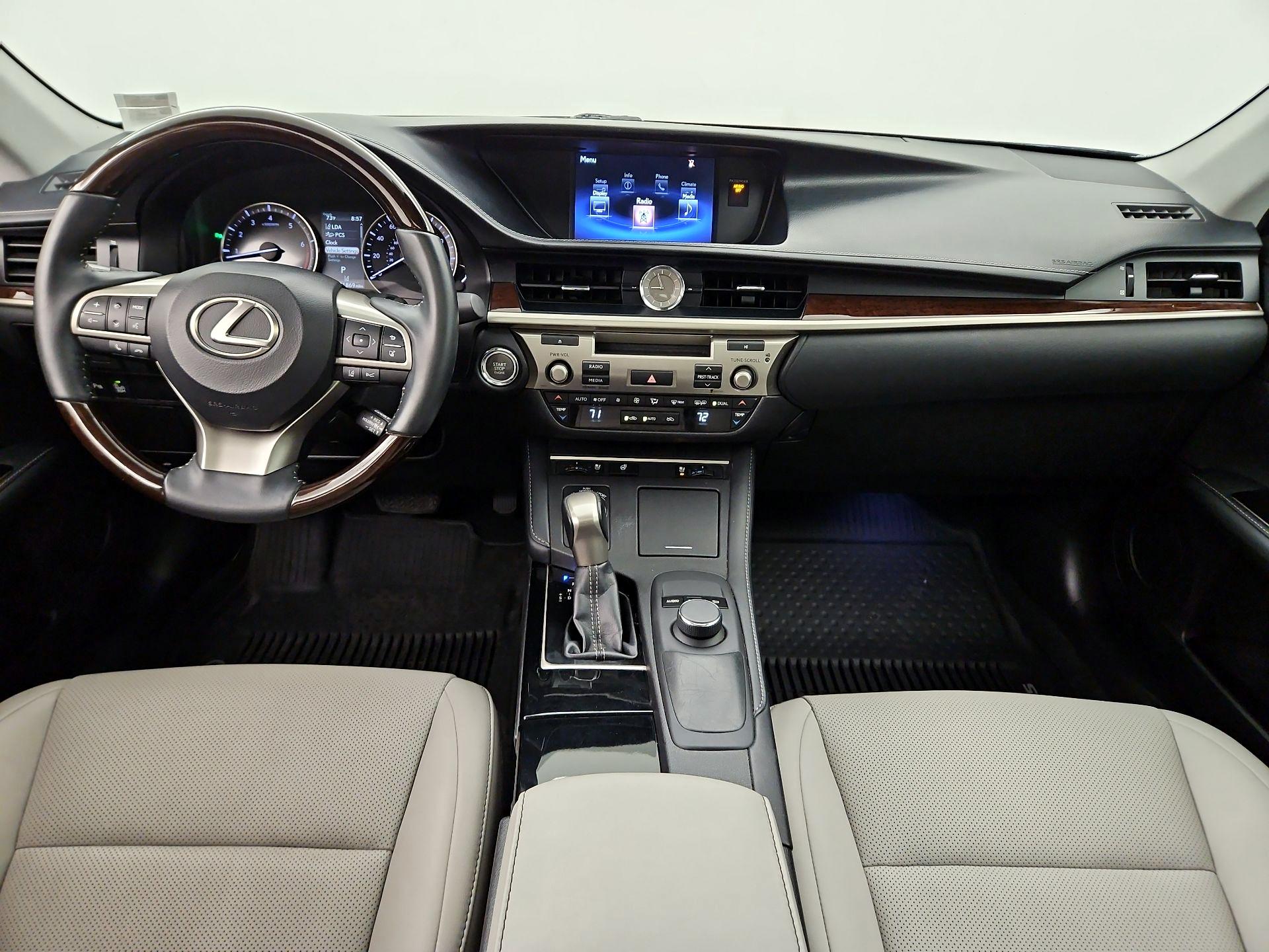 Thumbnail: 2016 Lexus ES - 9