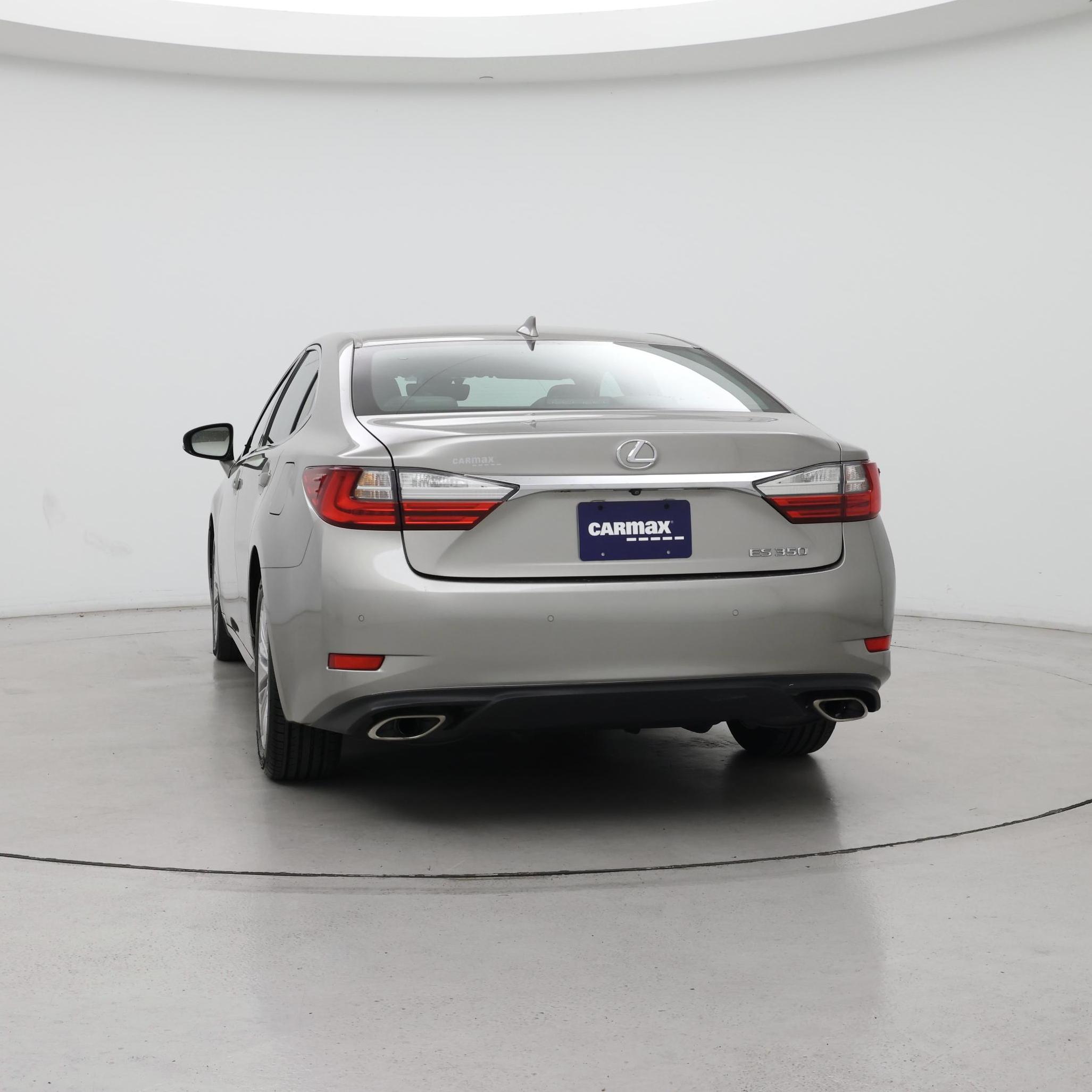 Thumbnail: 2016 Lexus ES - 6