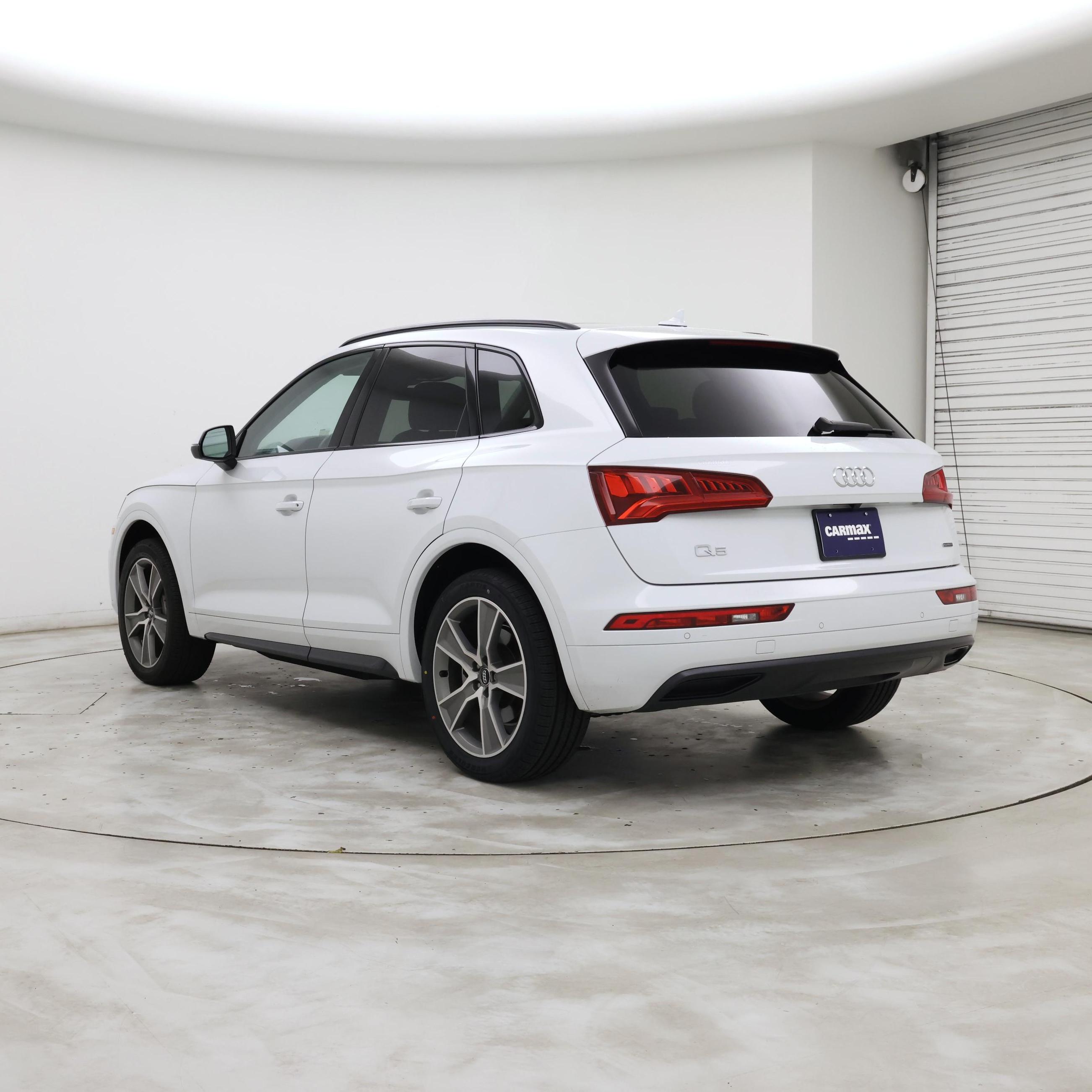 Thumbnail: 2019 Audi Q5 - 2