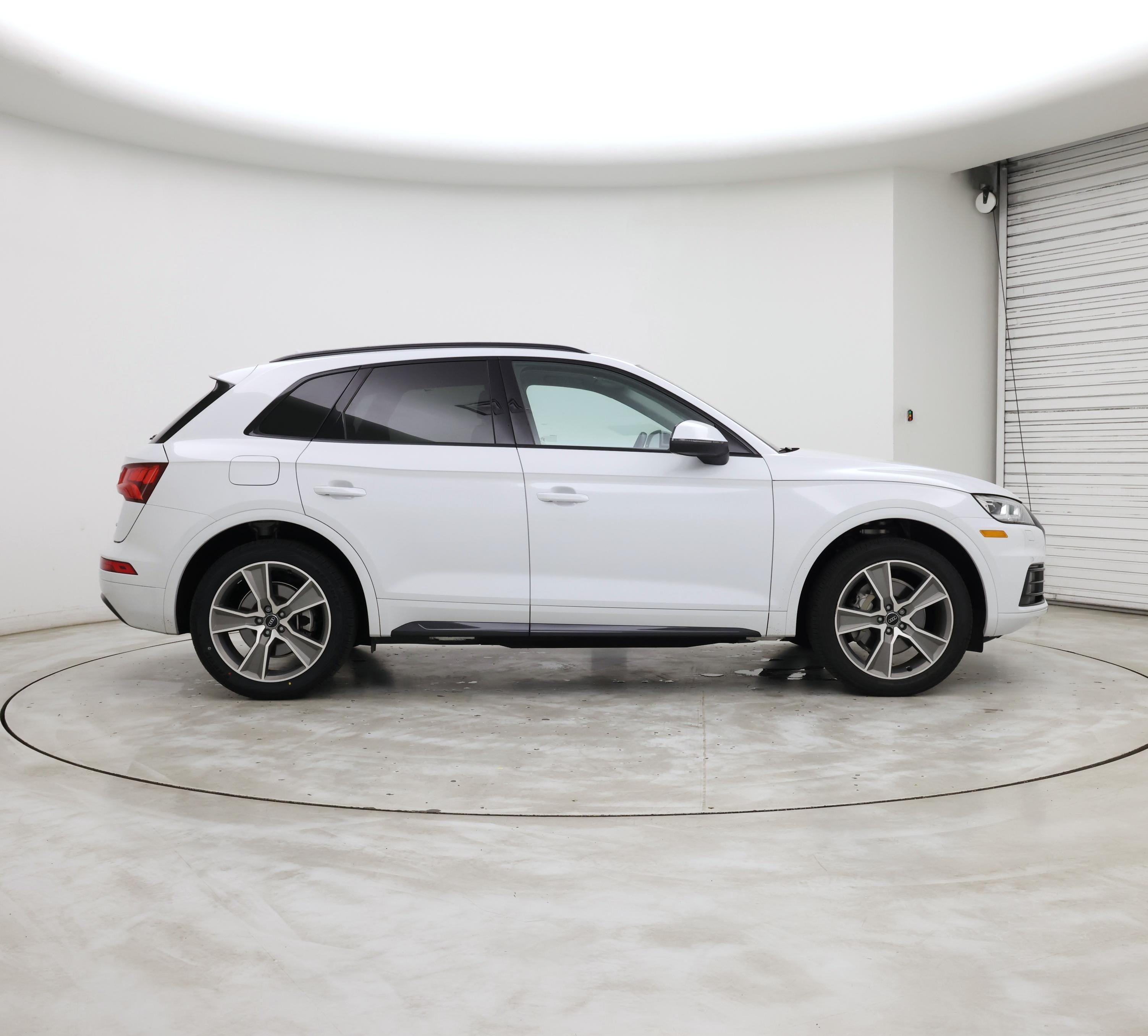 Thumbnail: 2019 Audi Q5 - 7