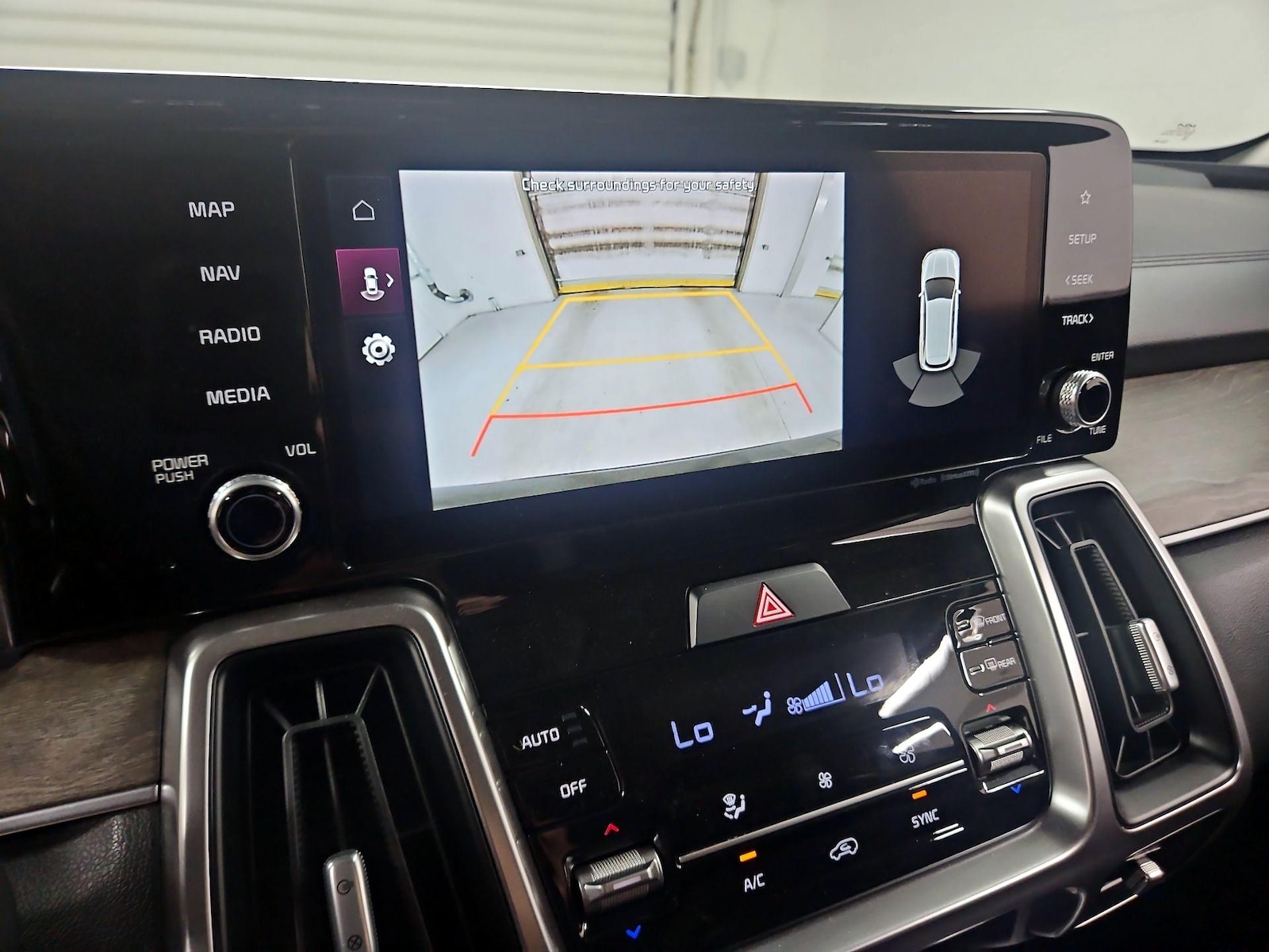 2022 Kia Sorento X-Line EX - Photo 16
