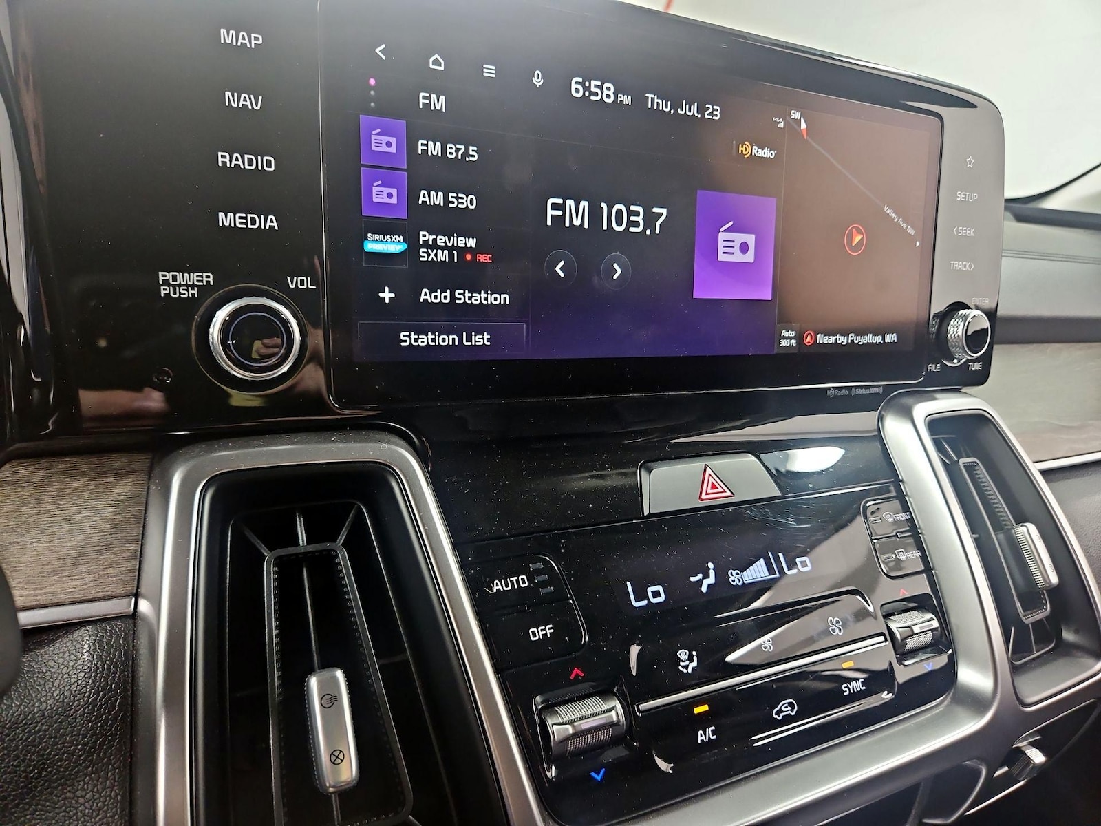 2022 Kia Sorento X-Line EX - Photo 17