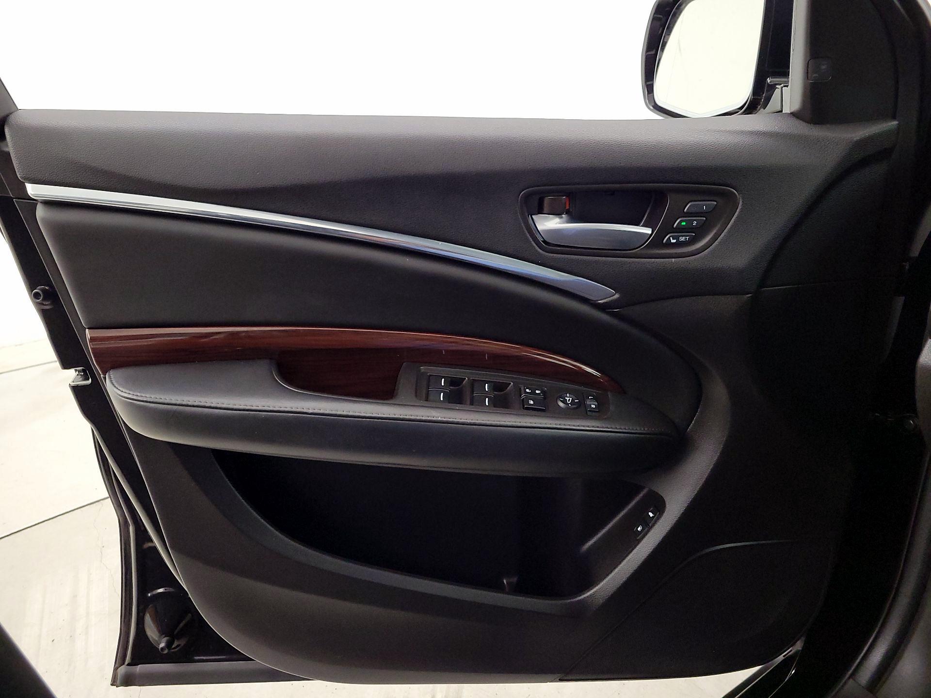 Thumbnail: 2016 Acura MDX - 12