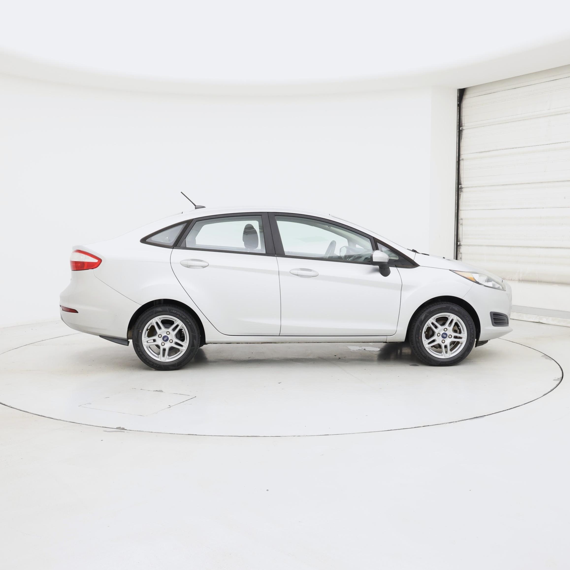 Thumbnail: 2019 Ford Fiesta - 7